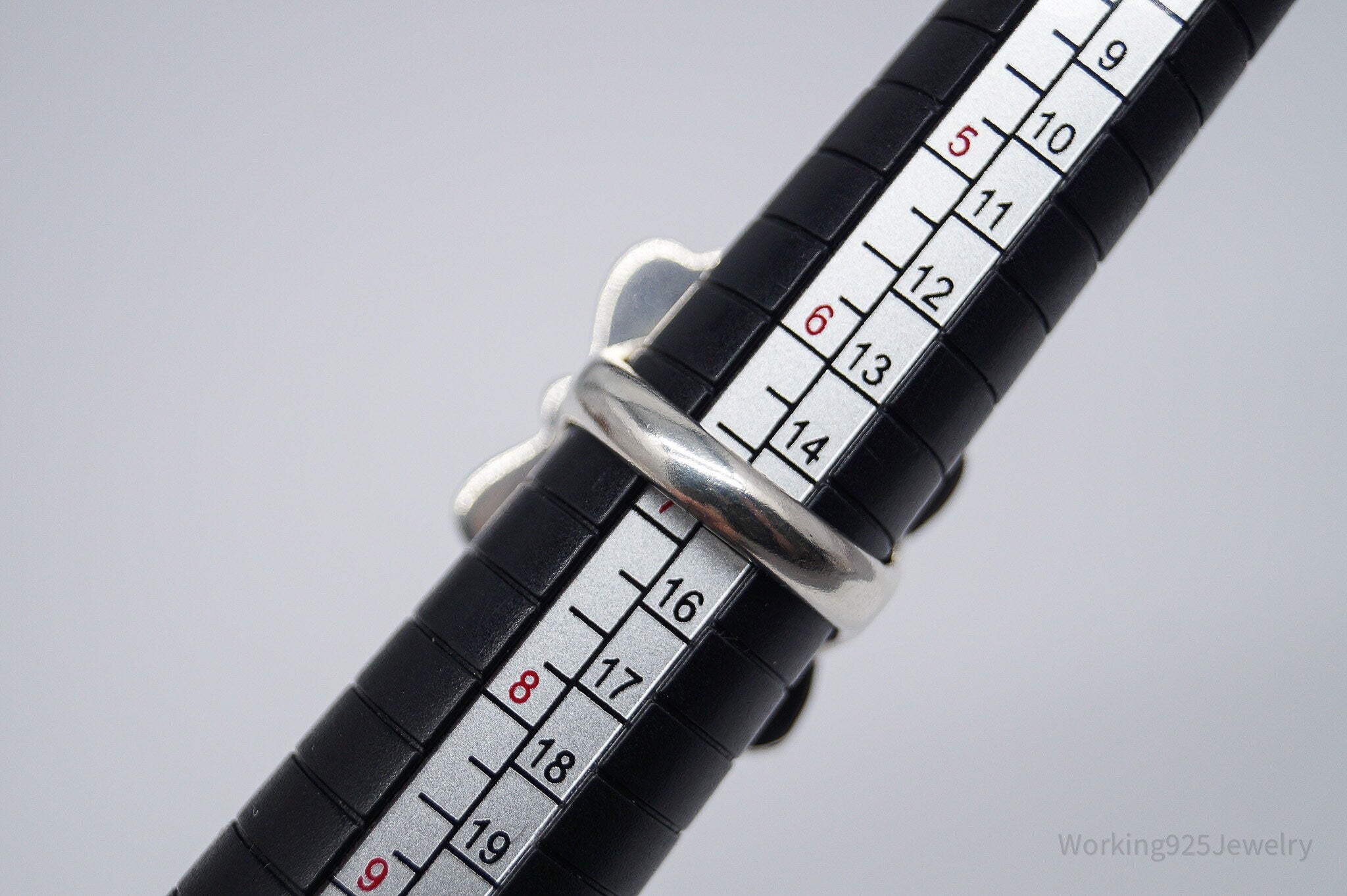 Vintage Handmade Native American Turquoise Unsigned Silver Ring - Size 6.75