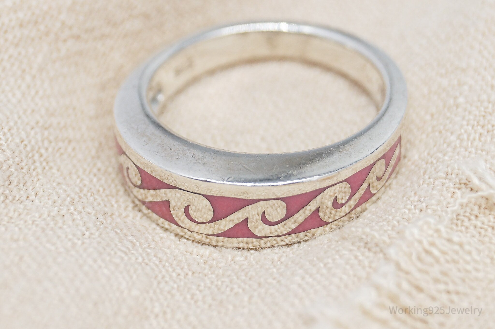 Vintage Scrolls & Swirls Pink Enamel Sterling Silver Band Ring - Size 7.75