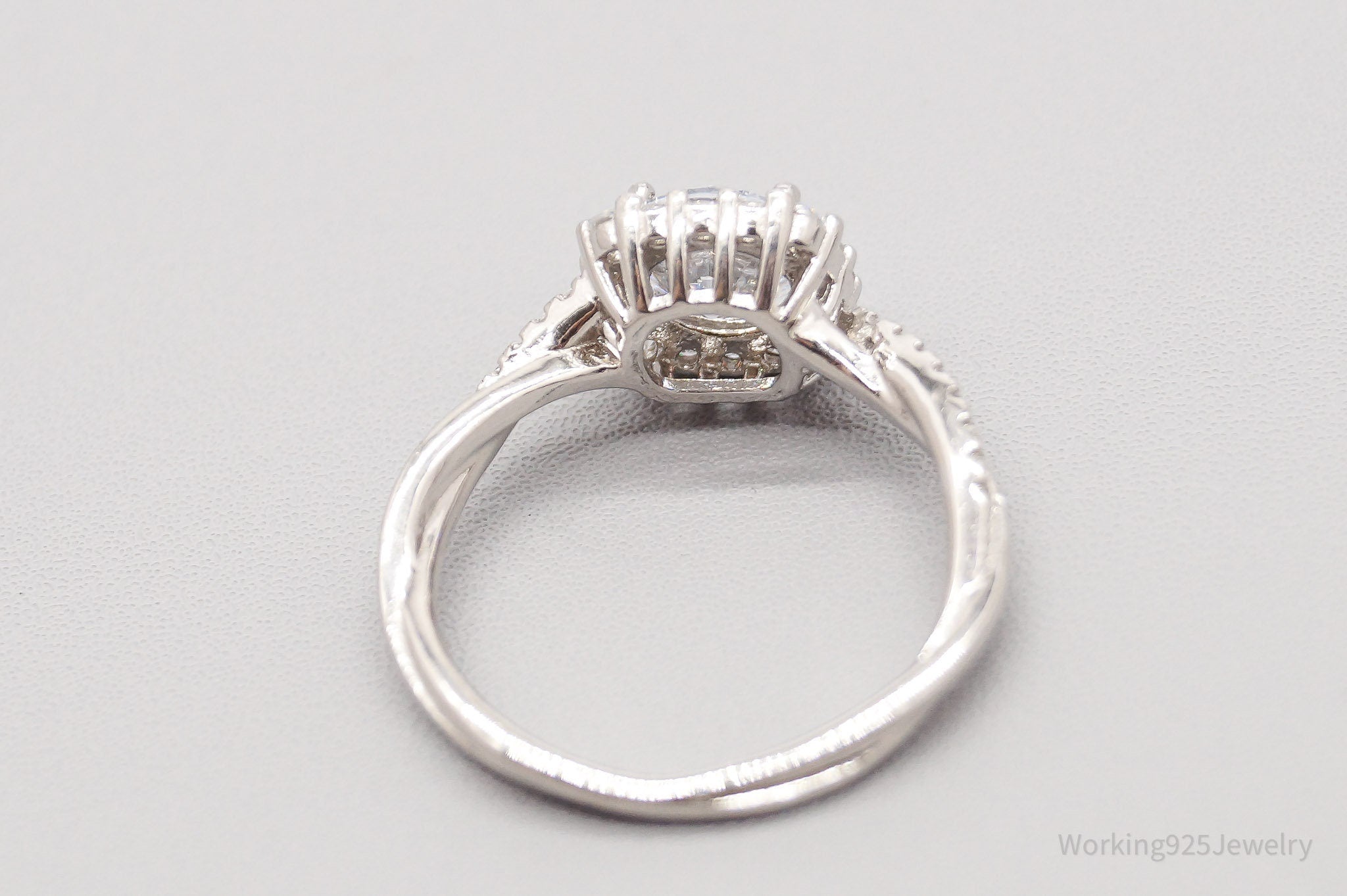 Vintage London Designer IBB Cubic Zirconia Sterling Silver Ring - Size 7