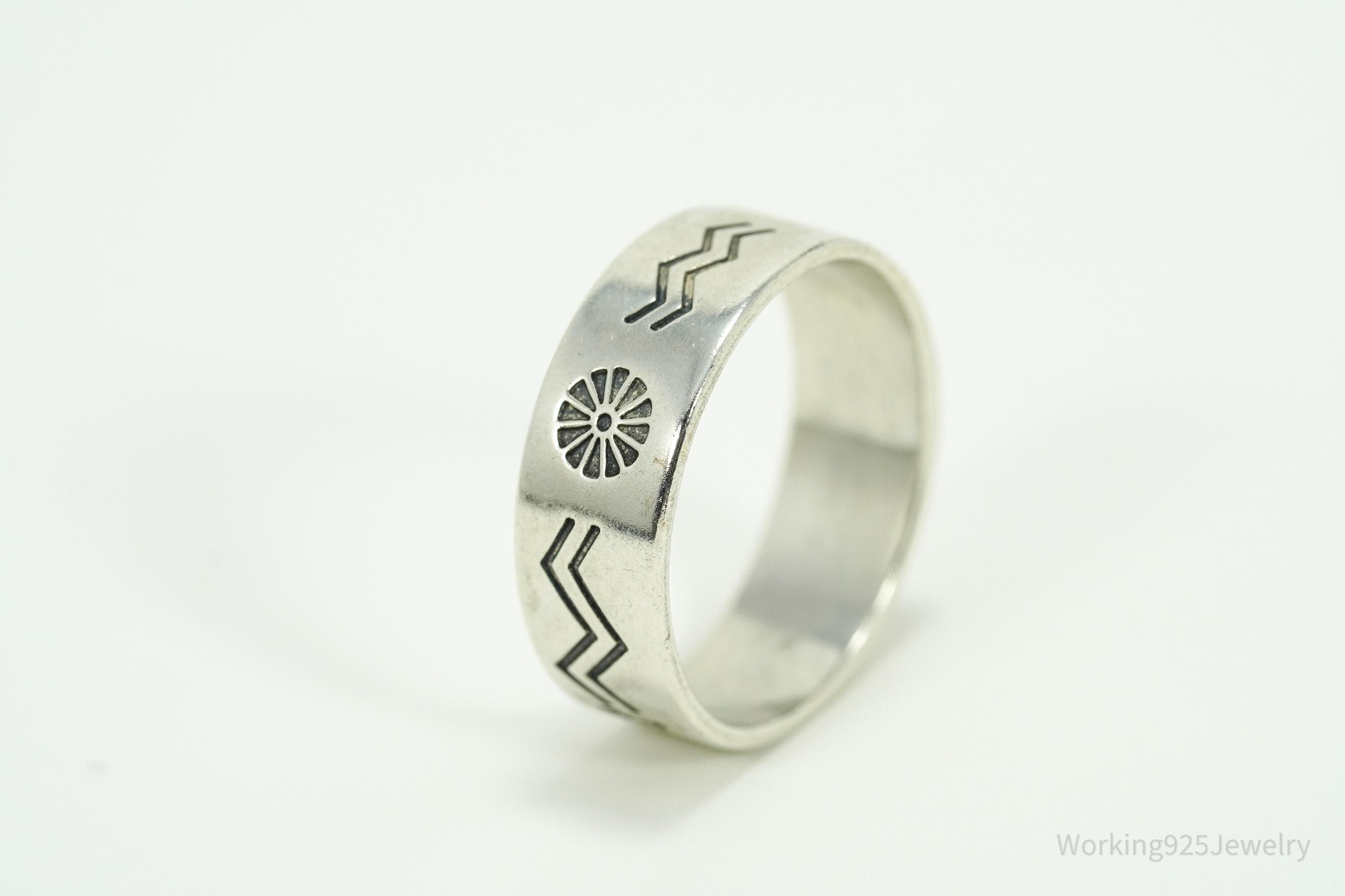 Vintage Wheeler Manufacturing Co Southwestern Sterling Silver Ring Size 7