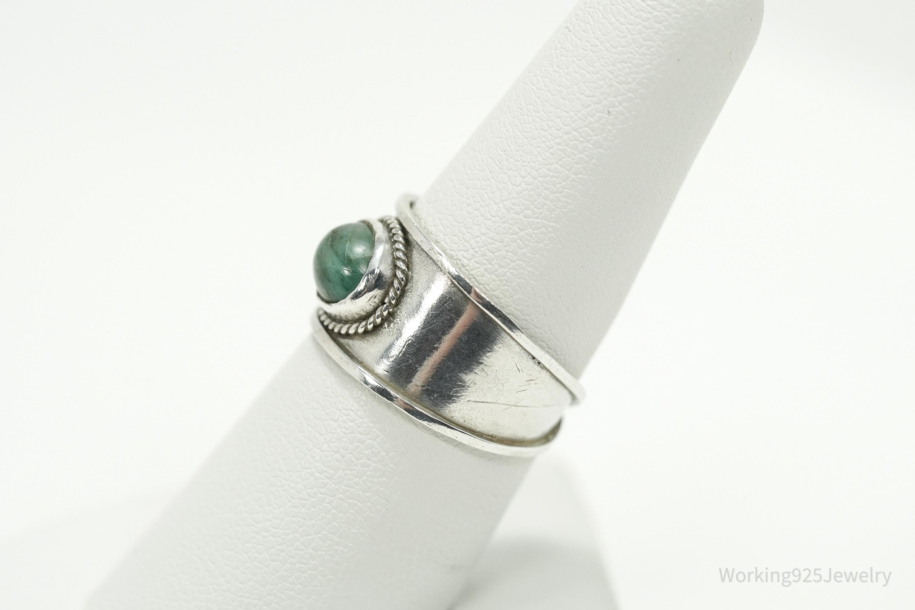 Vintage Green Stone 950 Silver Ring - Size 7.75