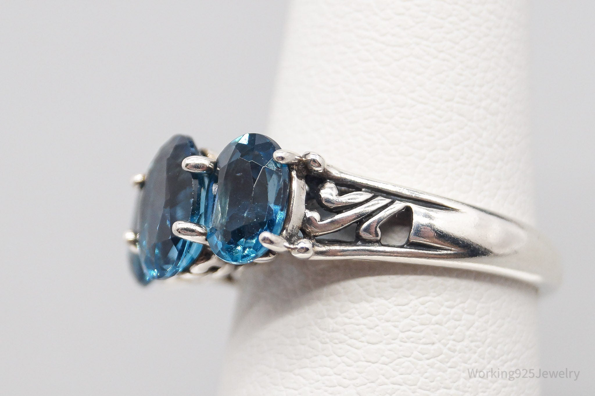 Vintage London Blue Topaz Sterling Silver Ring - Size 6