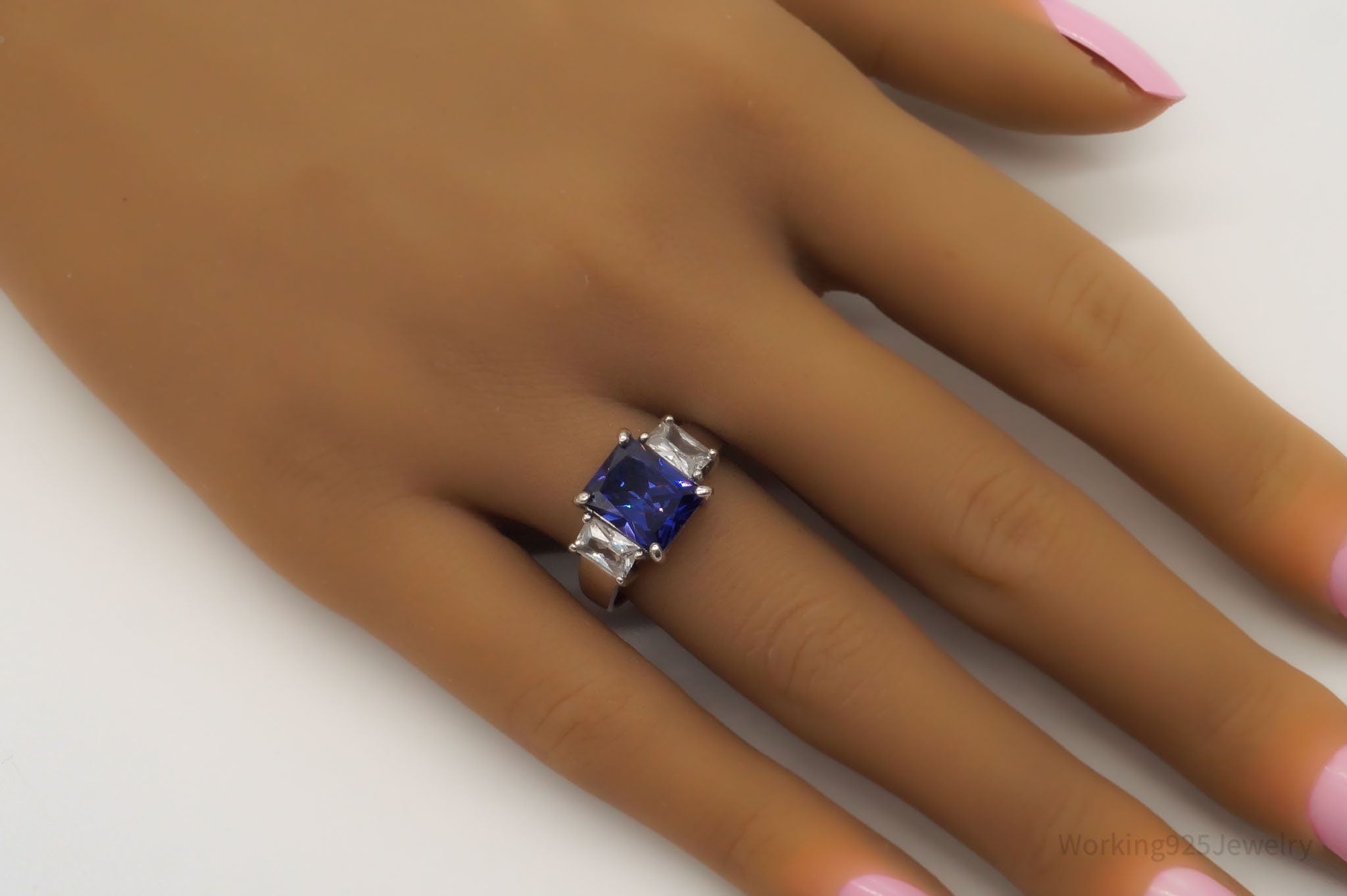 Vintage Tanzanite Cubic Zirconia Sterling Silver Ring - Size 7.5