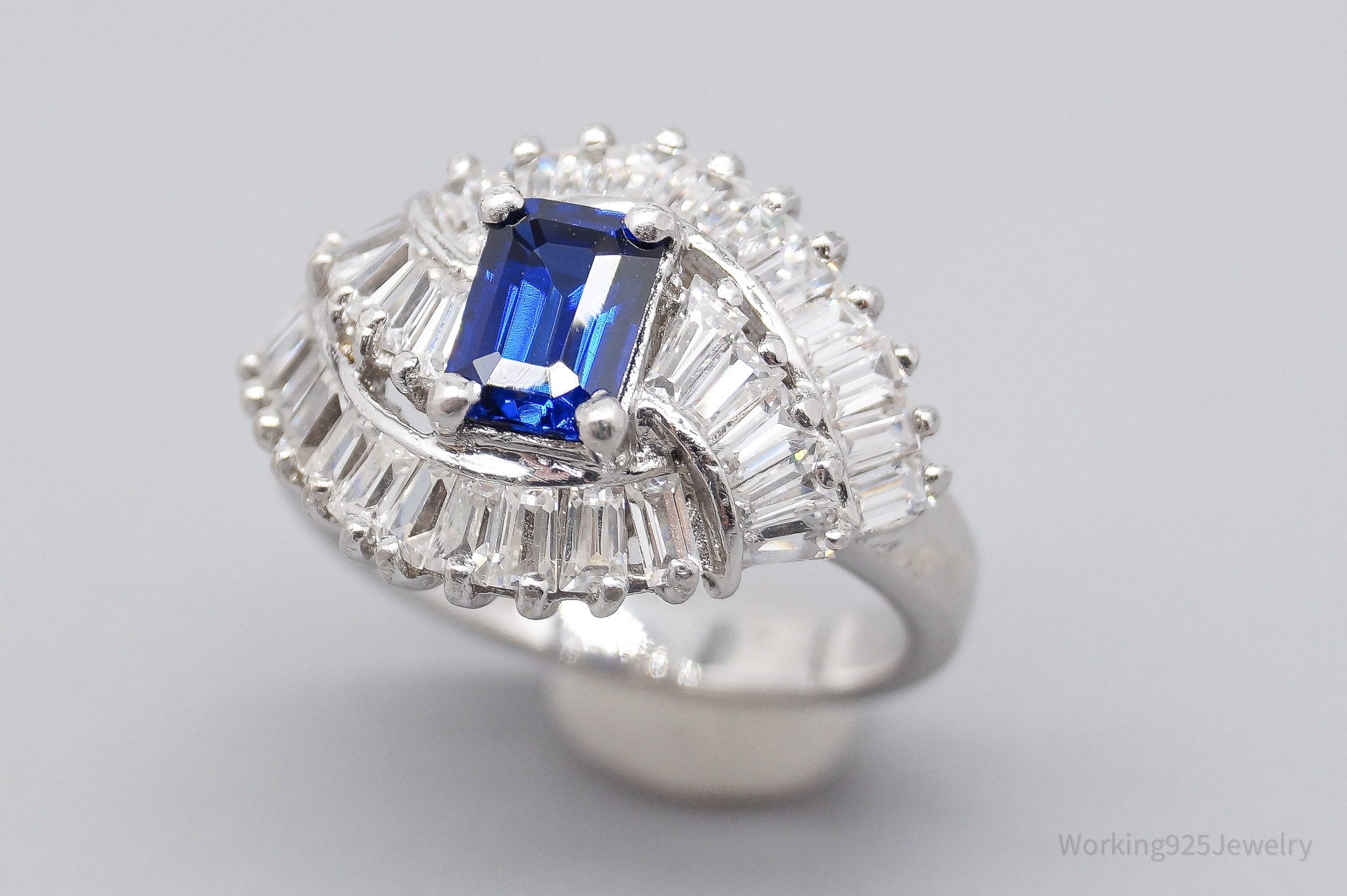 Vintage Lab Sapphire Cubic Zirconia Sterling Silver Ring - Size 8