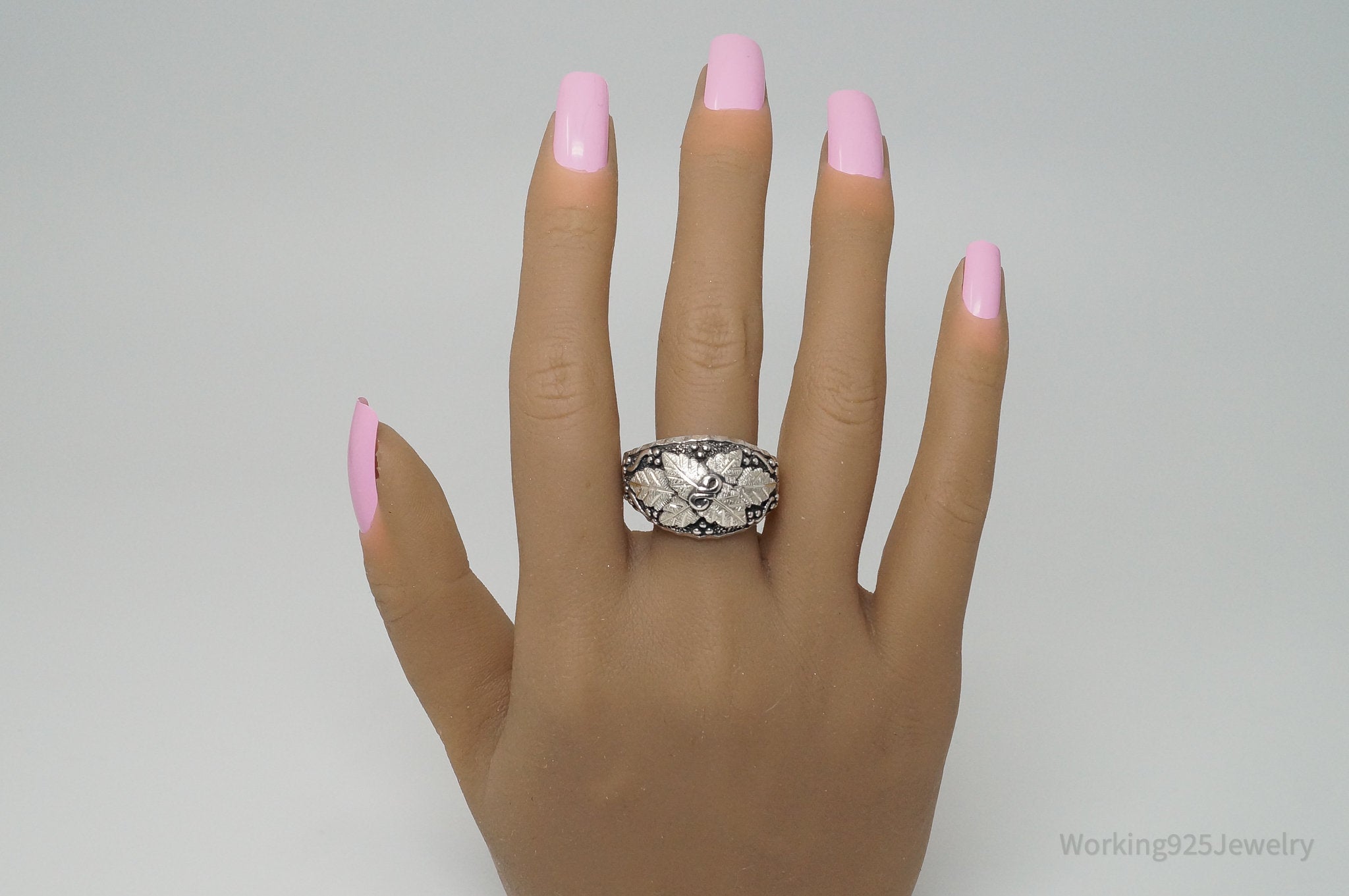 Antique Designer WM Co Grape Vine Sterling Silver Ring - Size 12