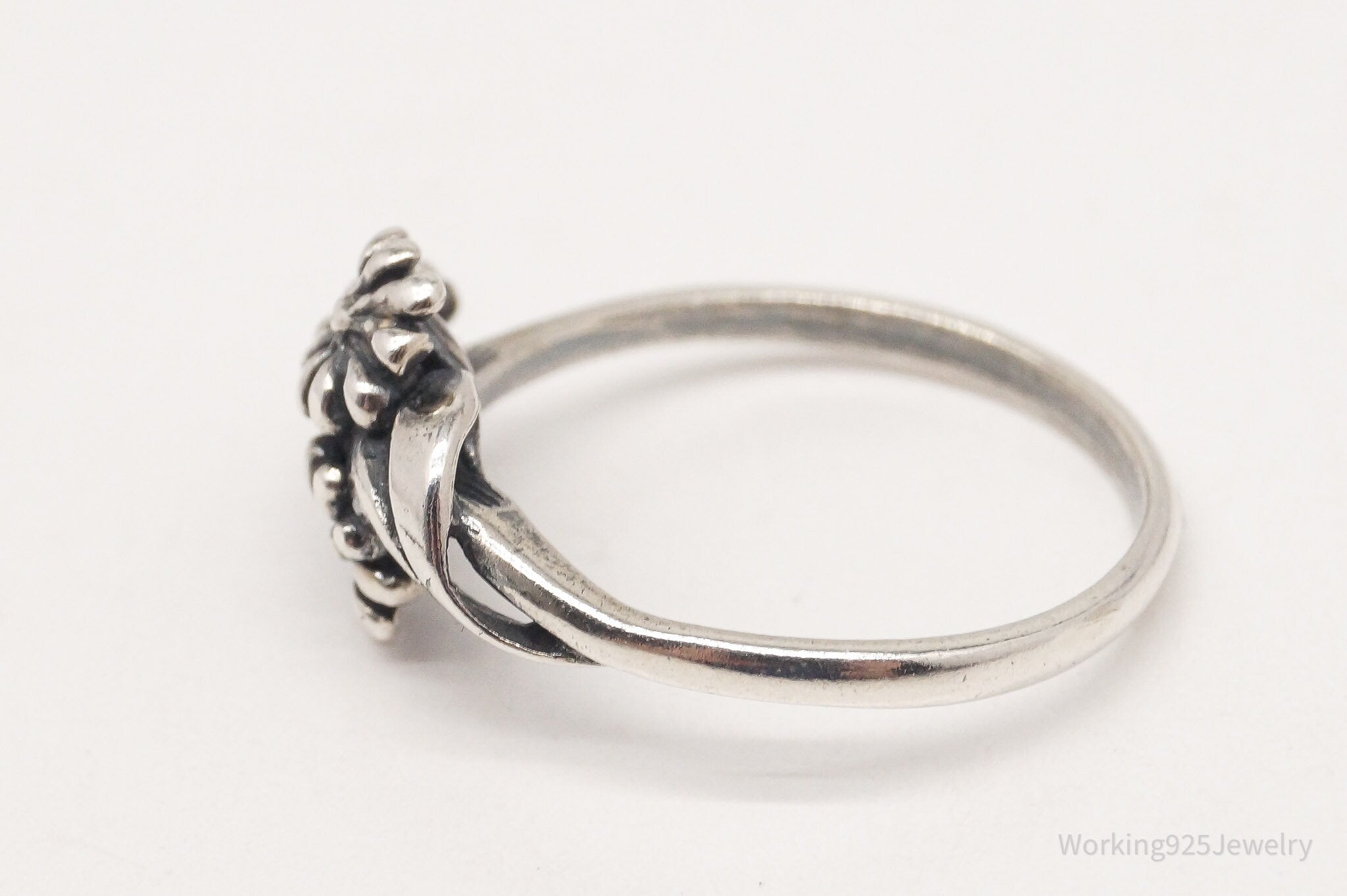 Vintage Flowers Silver Ring - Size 5.75