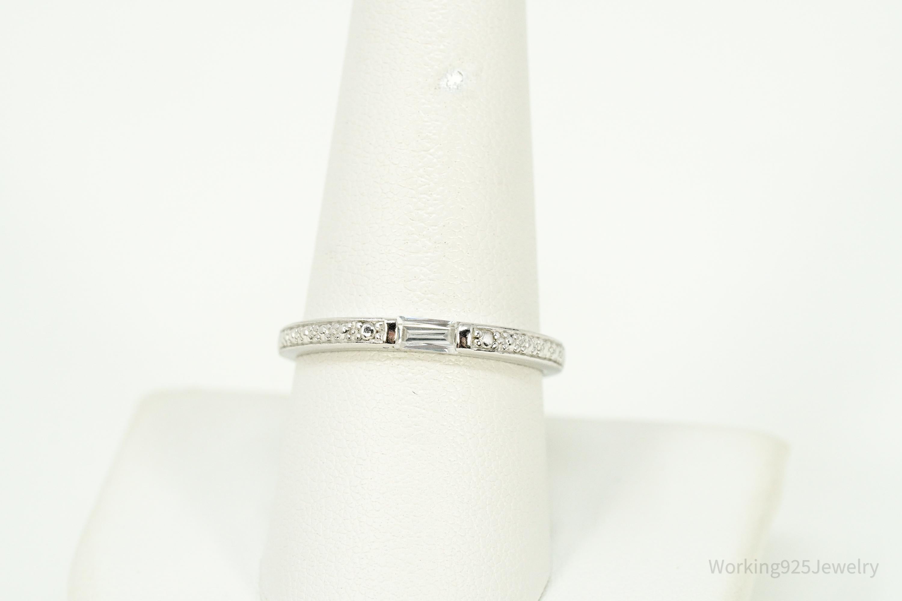 Vintage Cubic Zirconia Sterling Silver Band Ring - Size 9.25