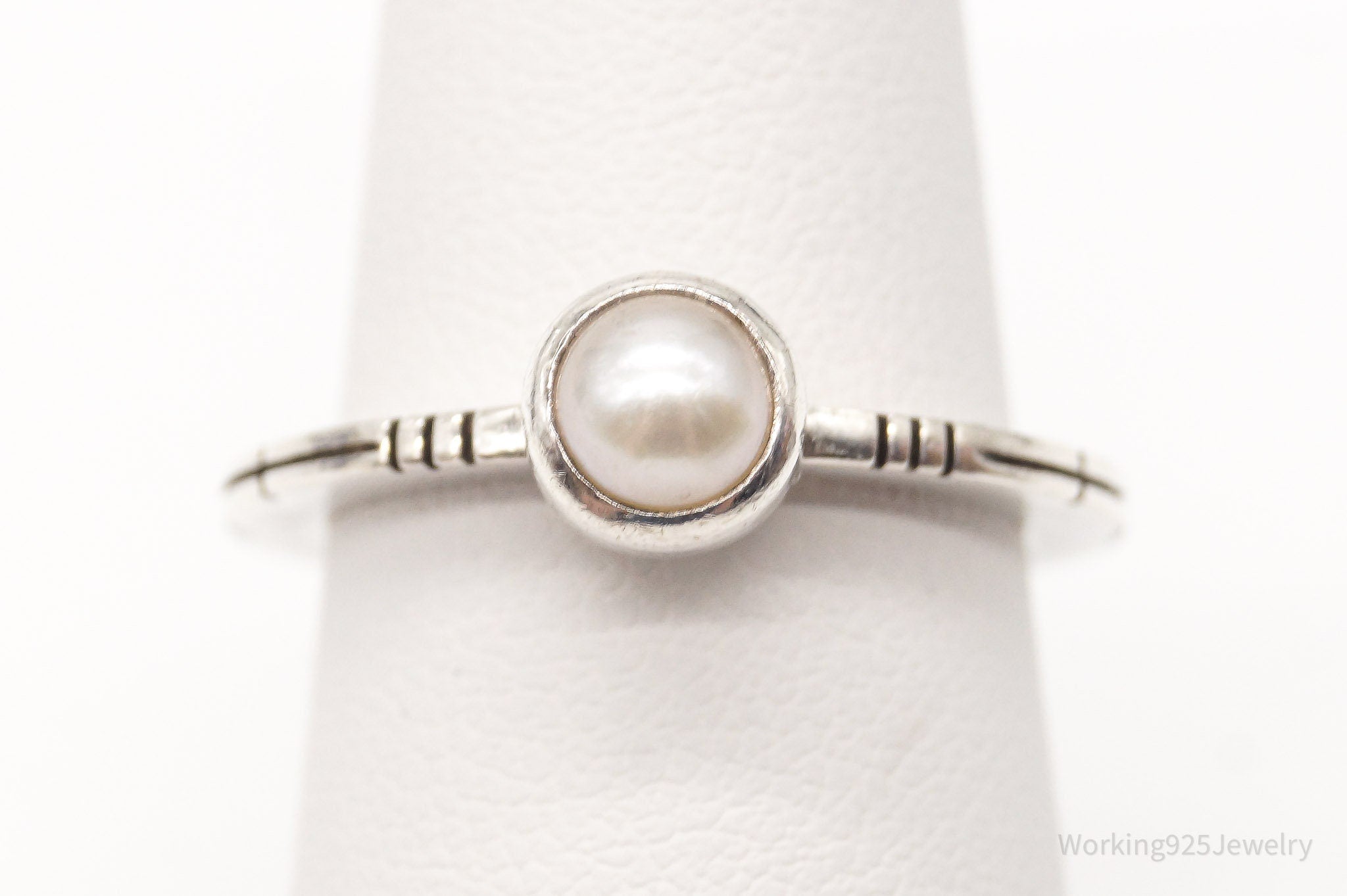 Vintage Pearl Silver Ring - Size 6.75