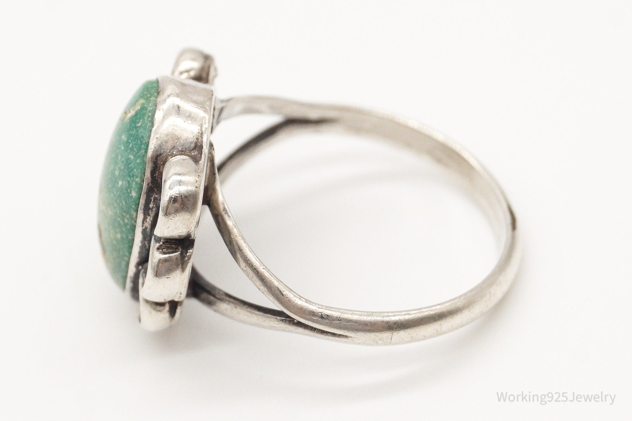 Vintage Native American Unsigned Turquoise Silver Ring - Size 8.75