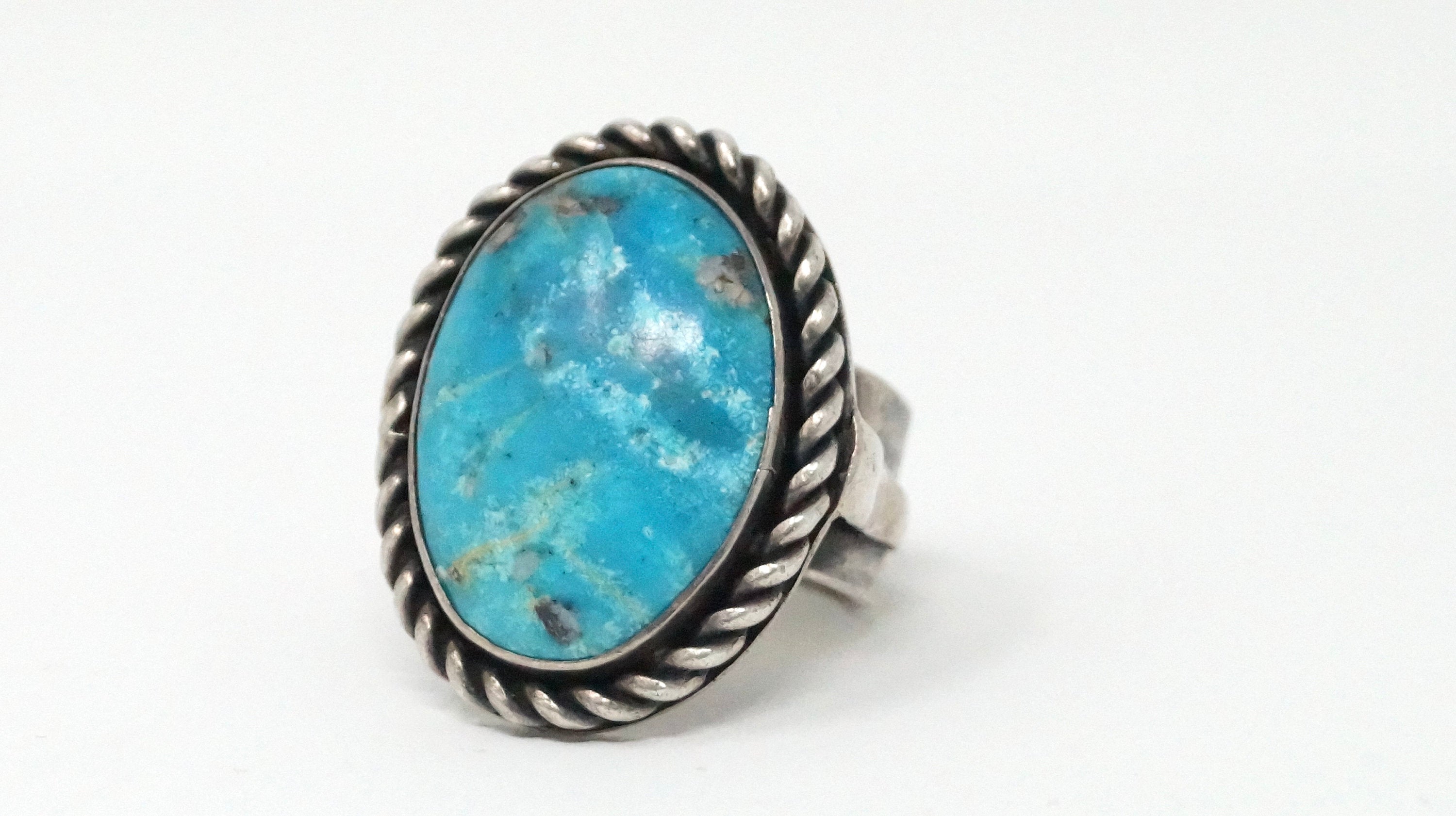 Vintage Native American Chunky Turquoise Sterling Silver Rope Ring - Size 13.25