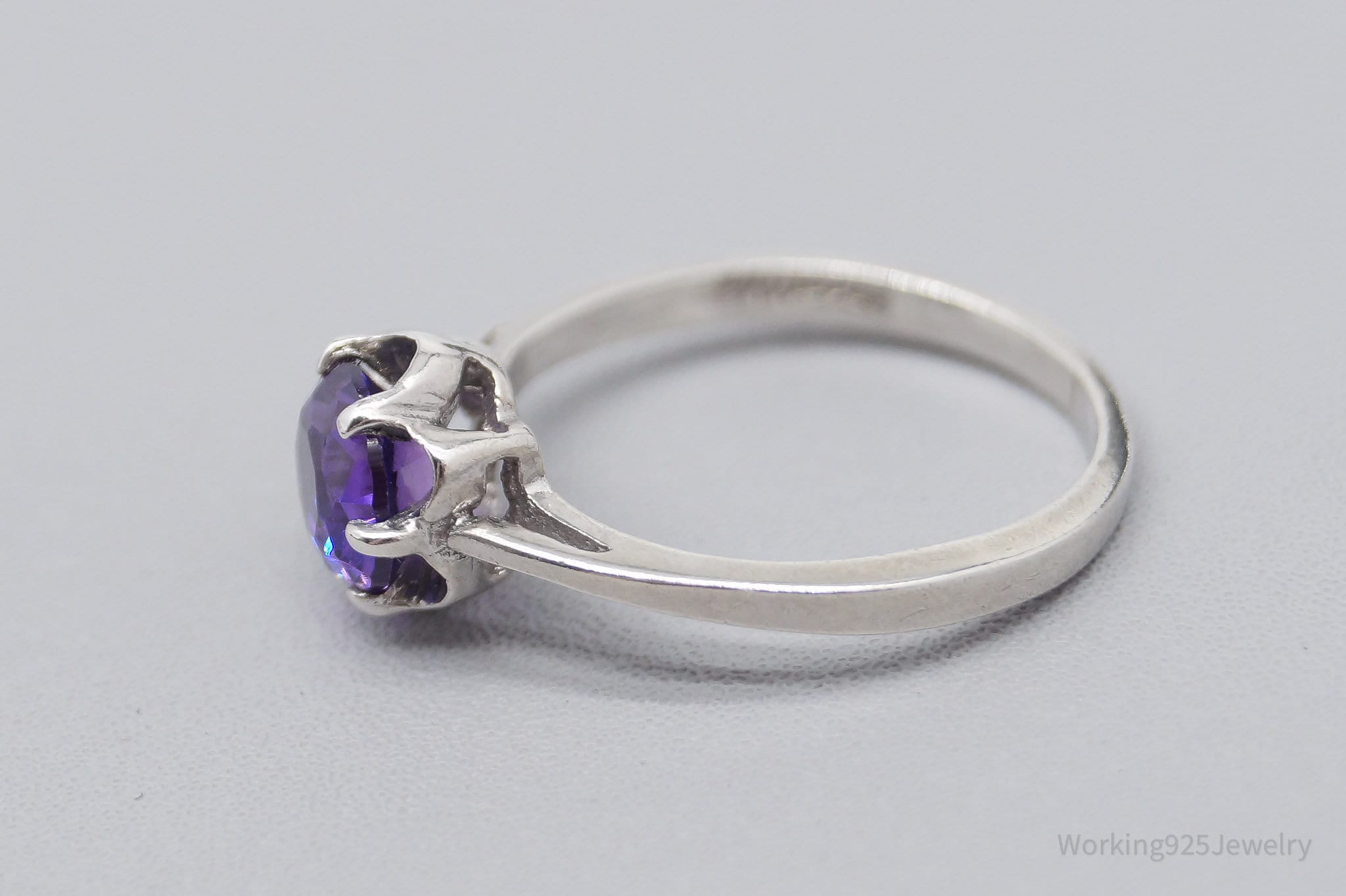 Vintage Amethyst Sterling Silver Ring - Size 5.25