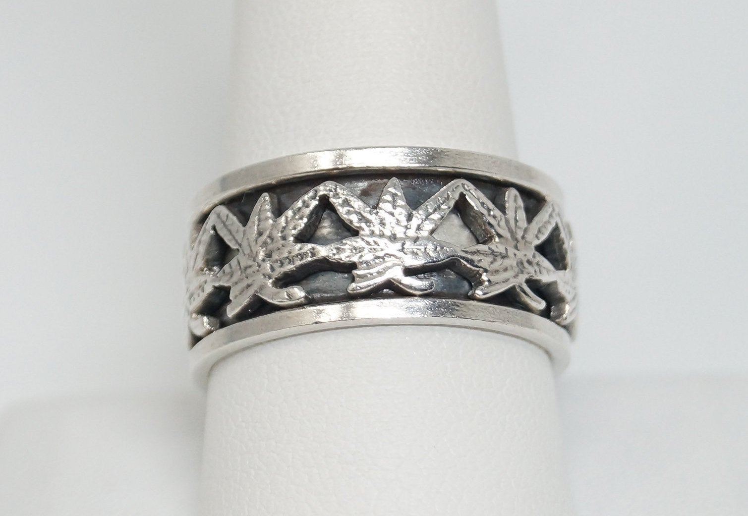 Vintage Plant Medical Marijuana Pot Plant Weed Sterling Silver Ring - Size 10.25