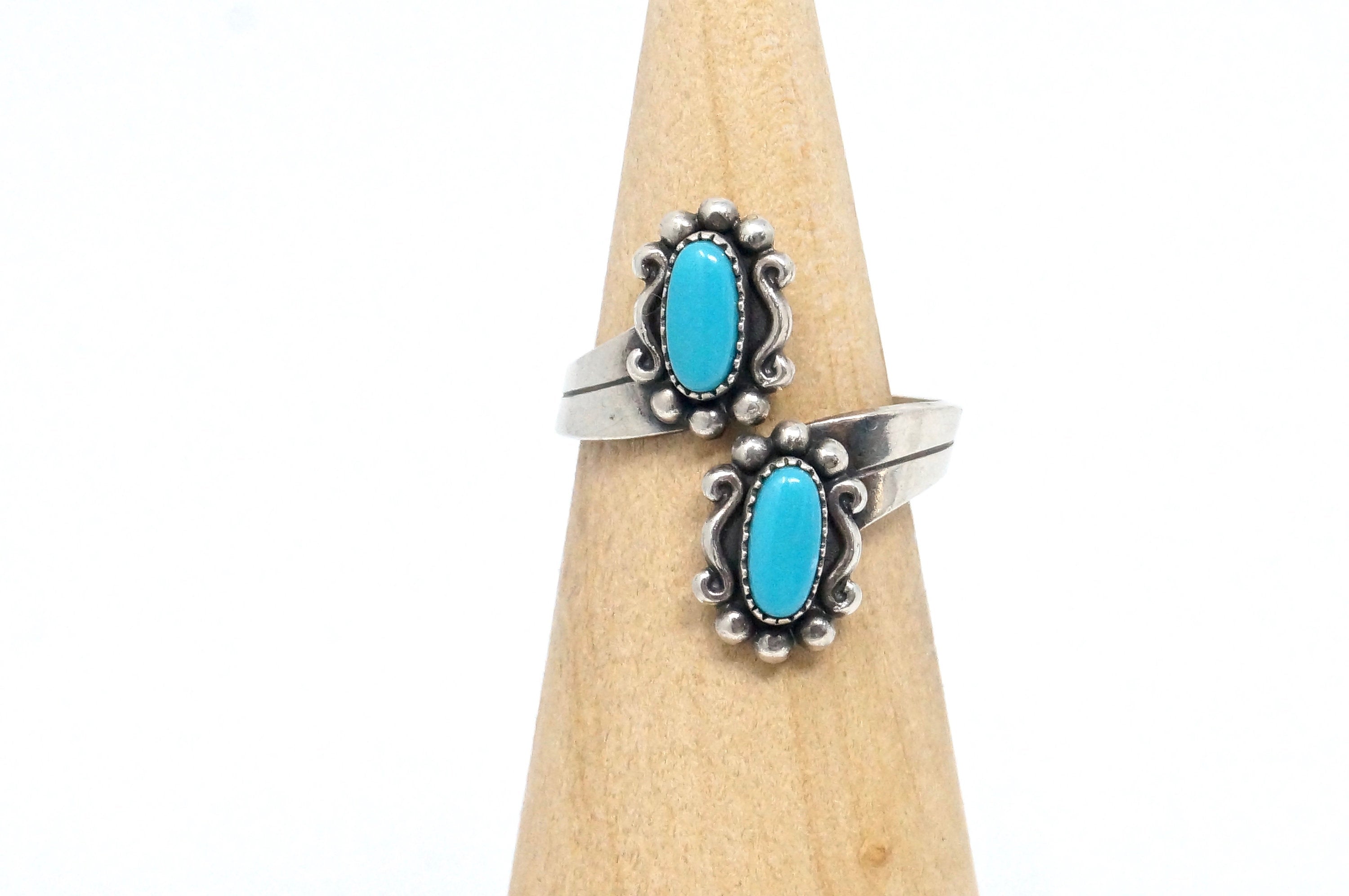 Vtg Native Turquoise Southwestern Sterling Silver Wrap Adjustable Ring Size 5.75