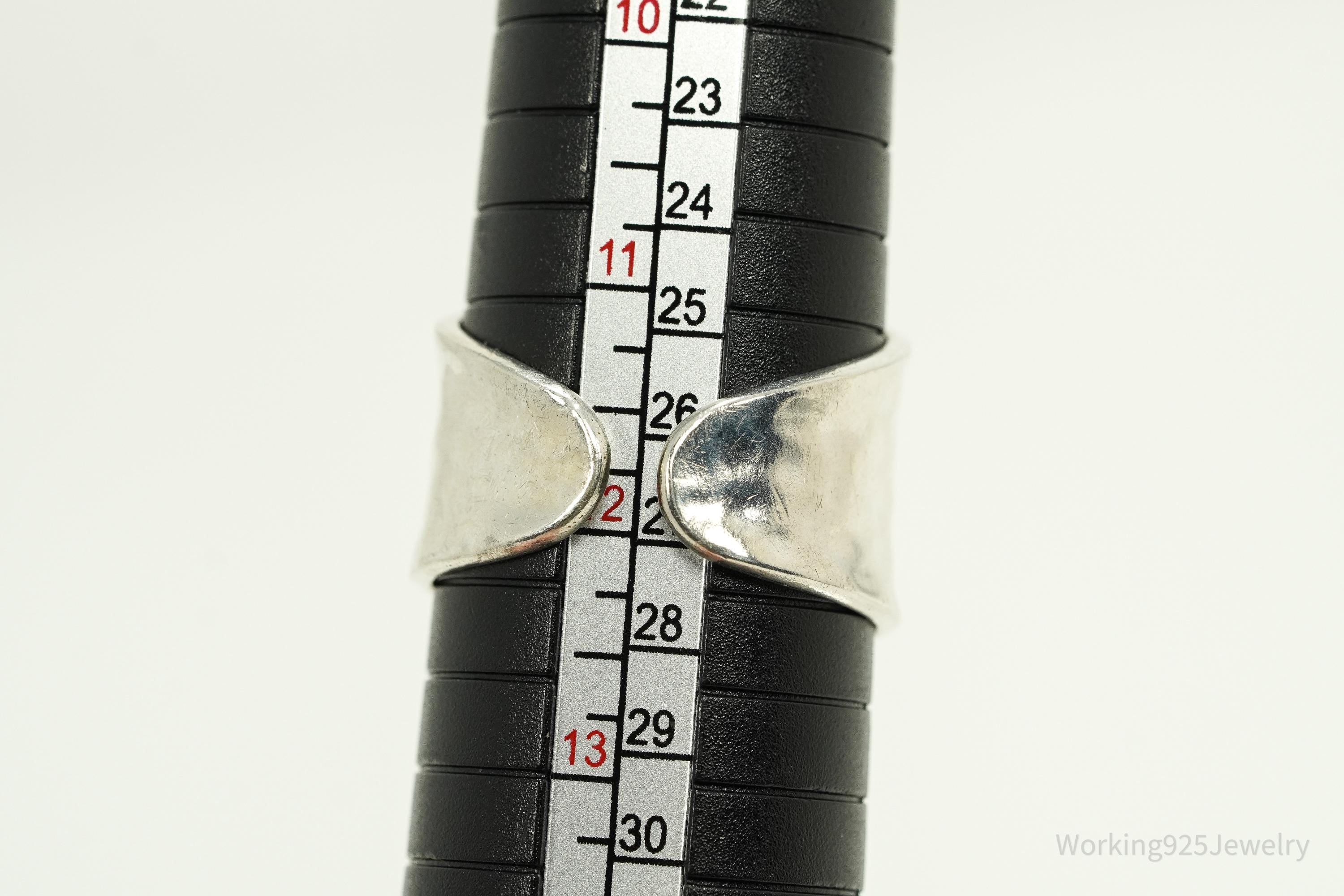 Vintage Turquoise Hammered Style Silver Ring - Size 12