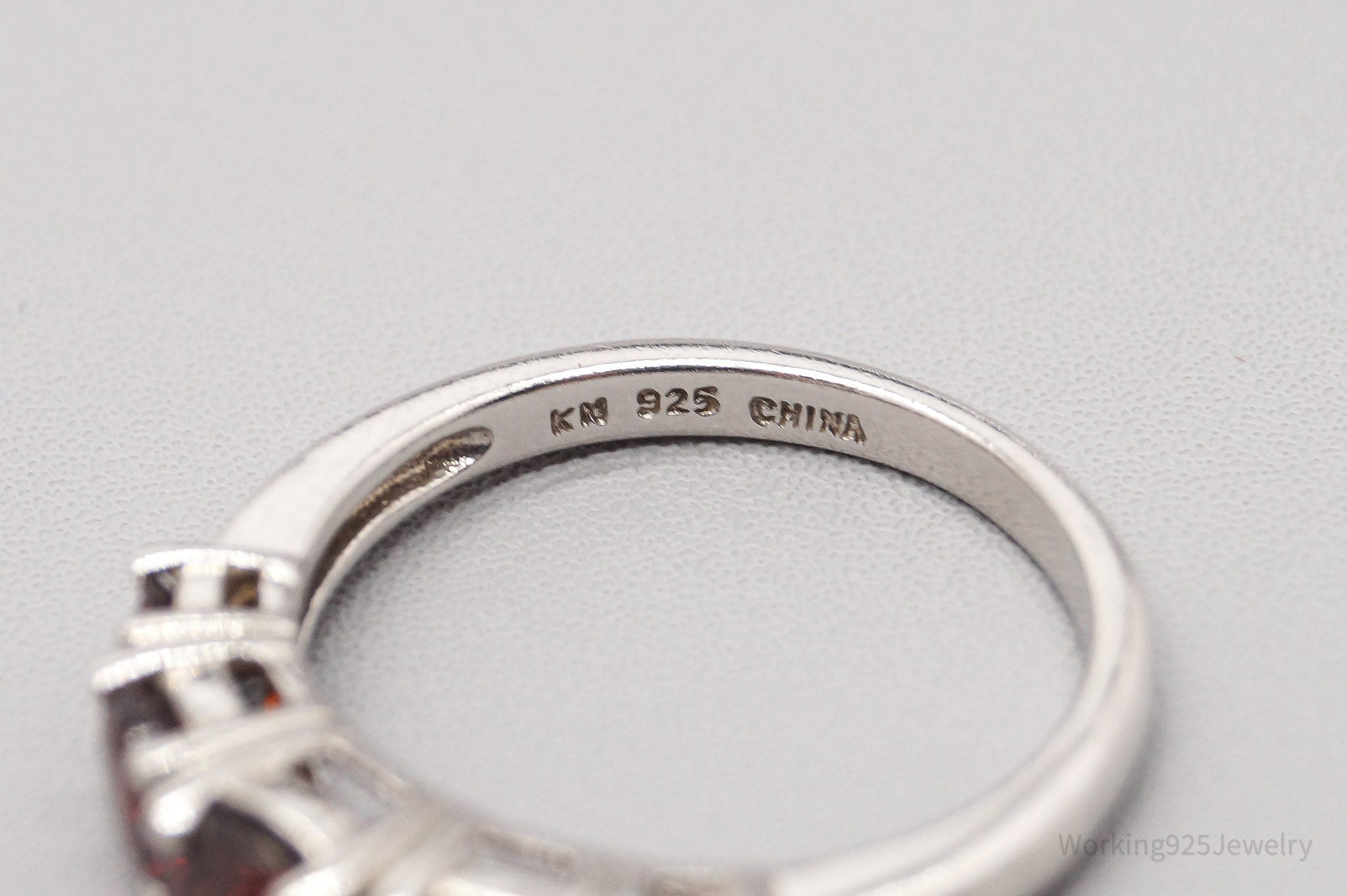 Vintage Garnet Sterling Silver Ring - Size 7