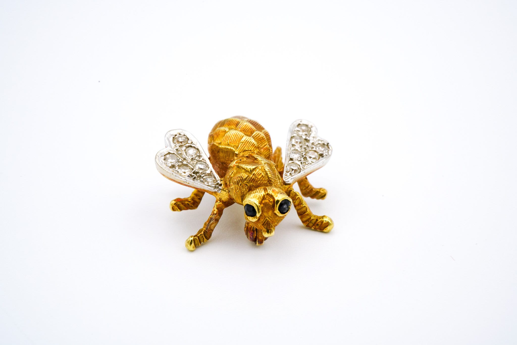 18K Yellow & 14K White Gold Diamond and Sapphire Bee Pin