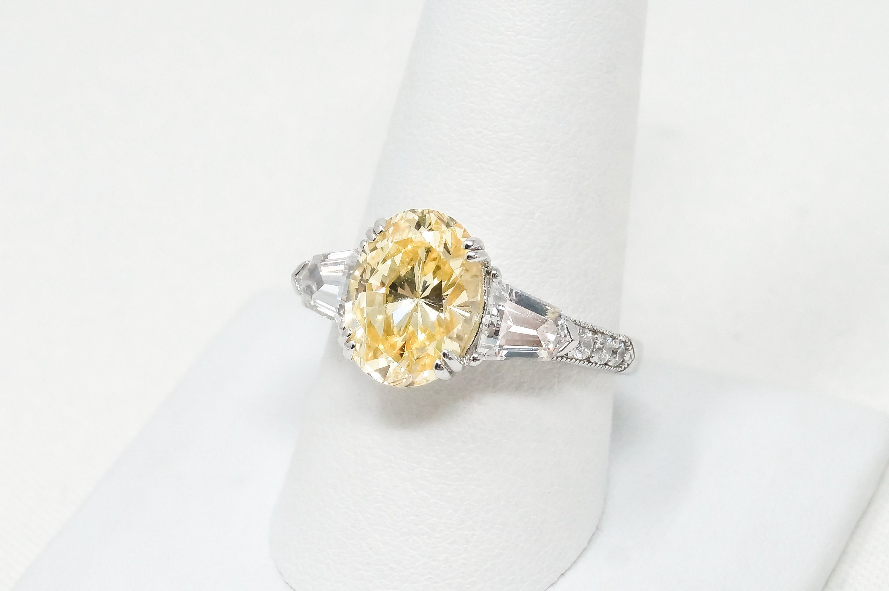 Vintage Yellow & White Cubic Zirconia Sterling Silver Ring - Sz 9.5