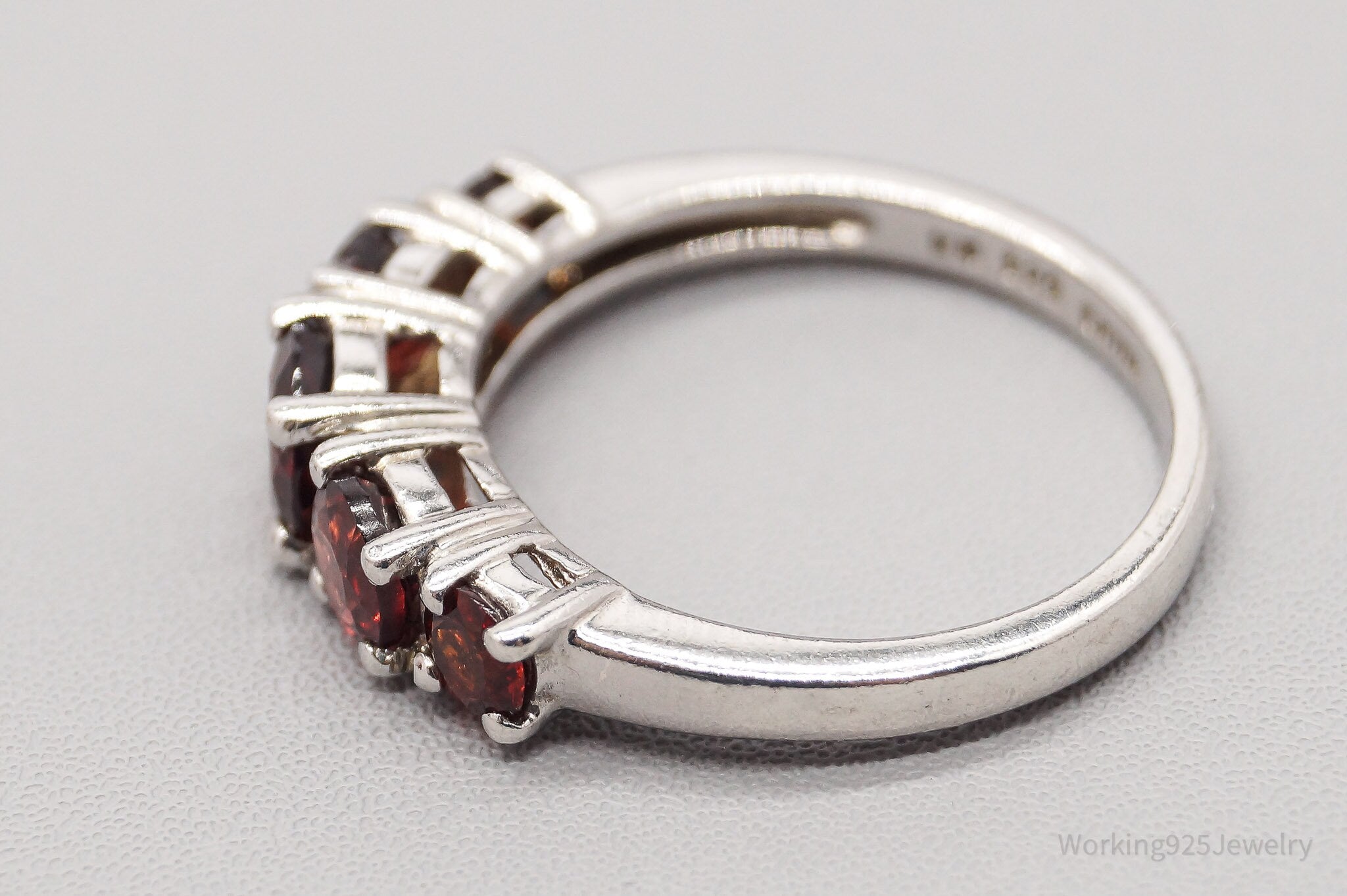 Vintage Garnet Sterling Silver Ring - Size 7