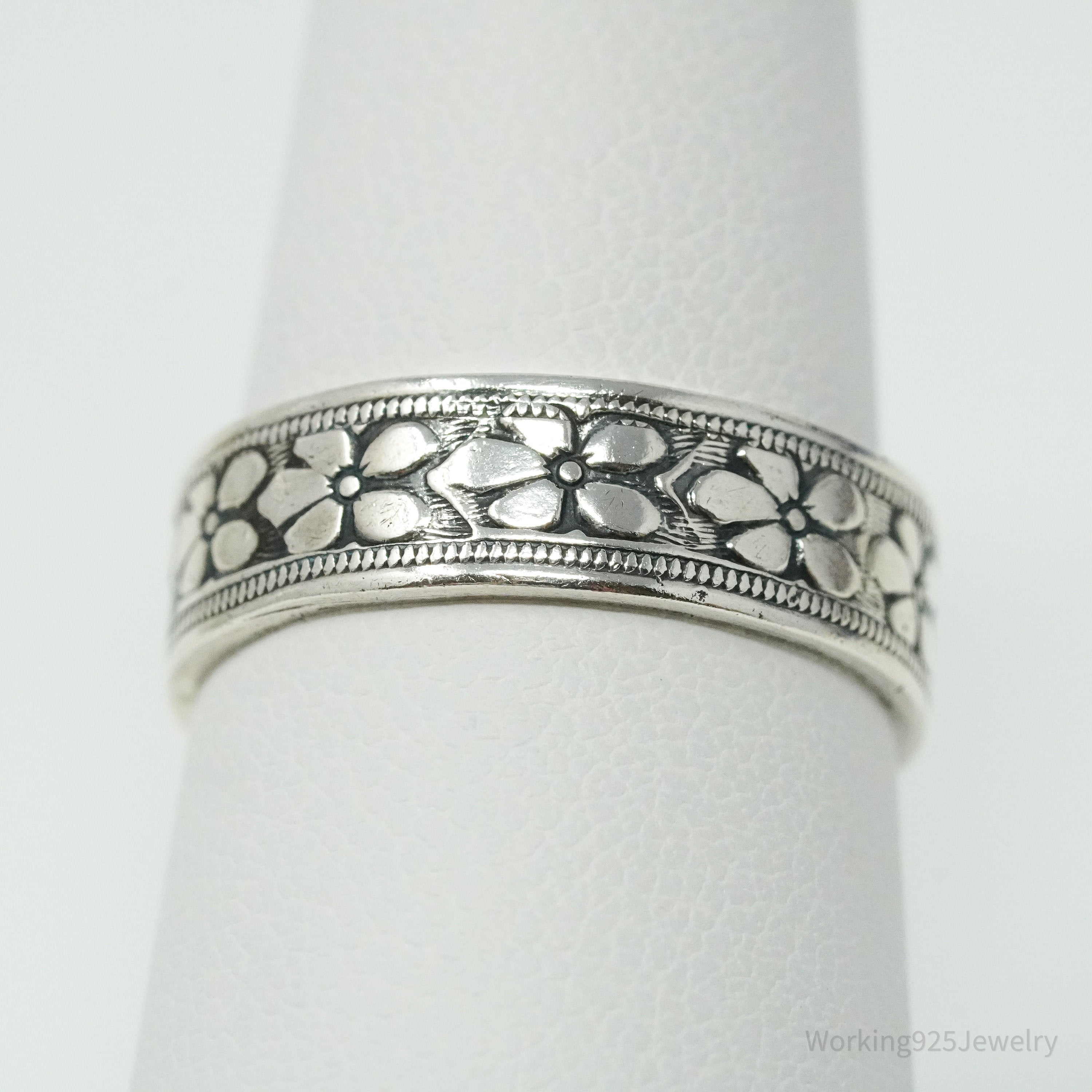 Antique Flowers Pattern Sterling Silver Band Ring - Size 6.75