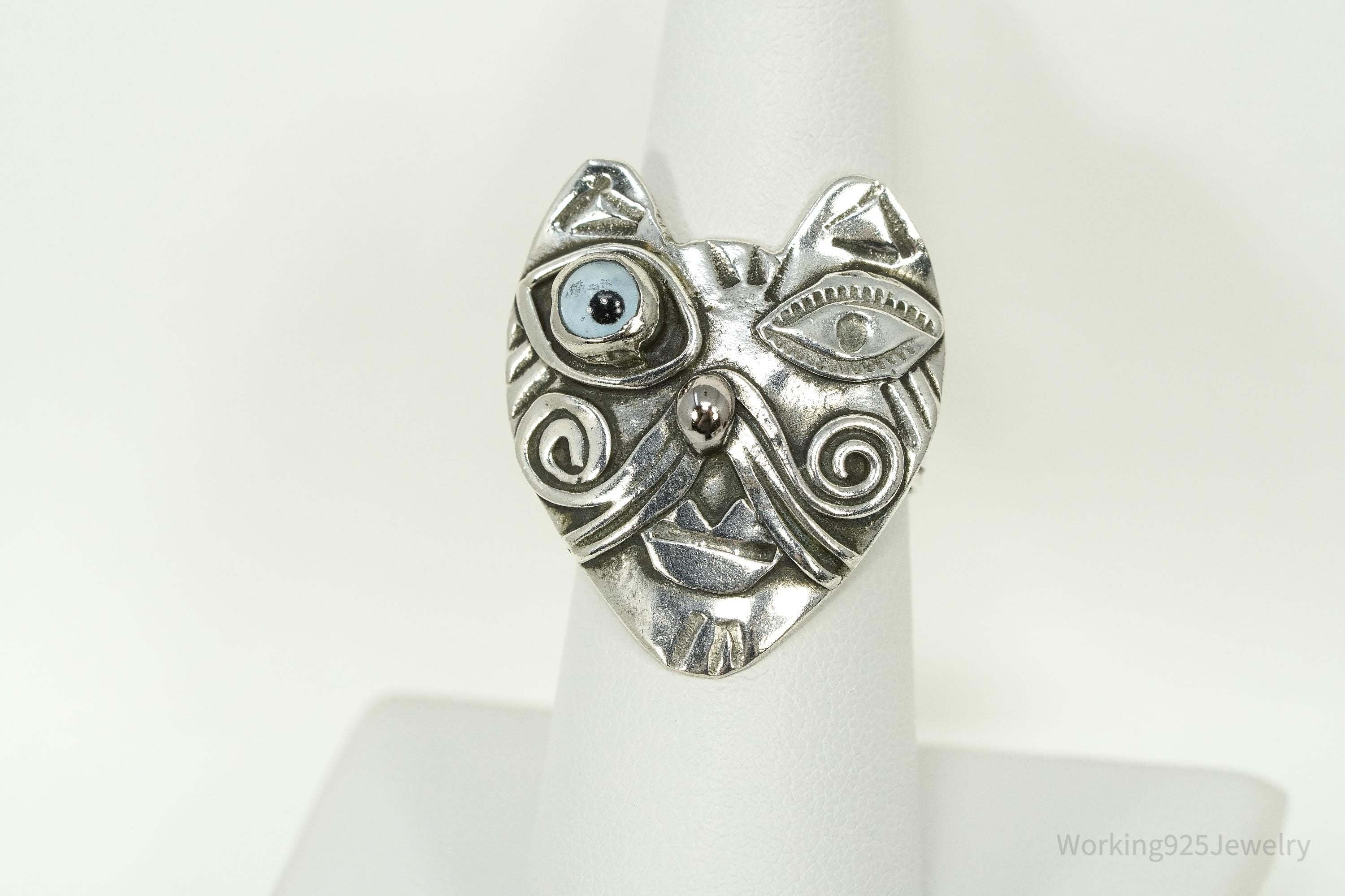 Vintage Large Cat Face With Evil Eye Motif Silver Ring - Size 7.5