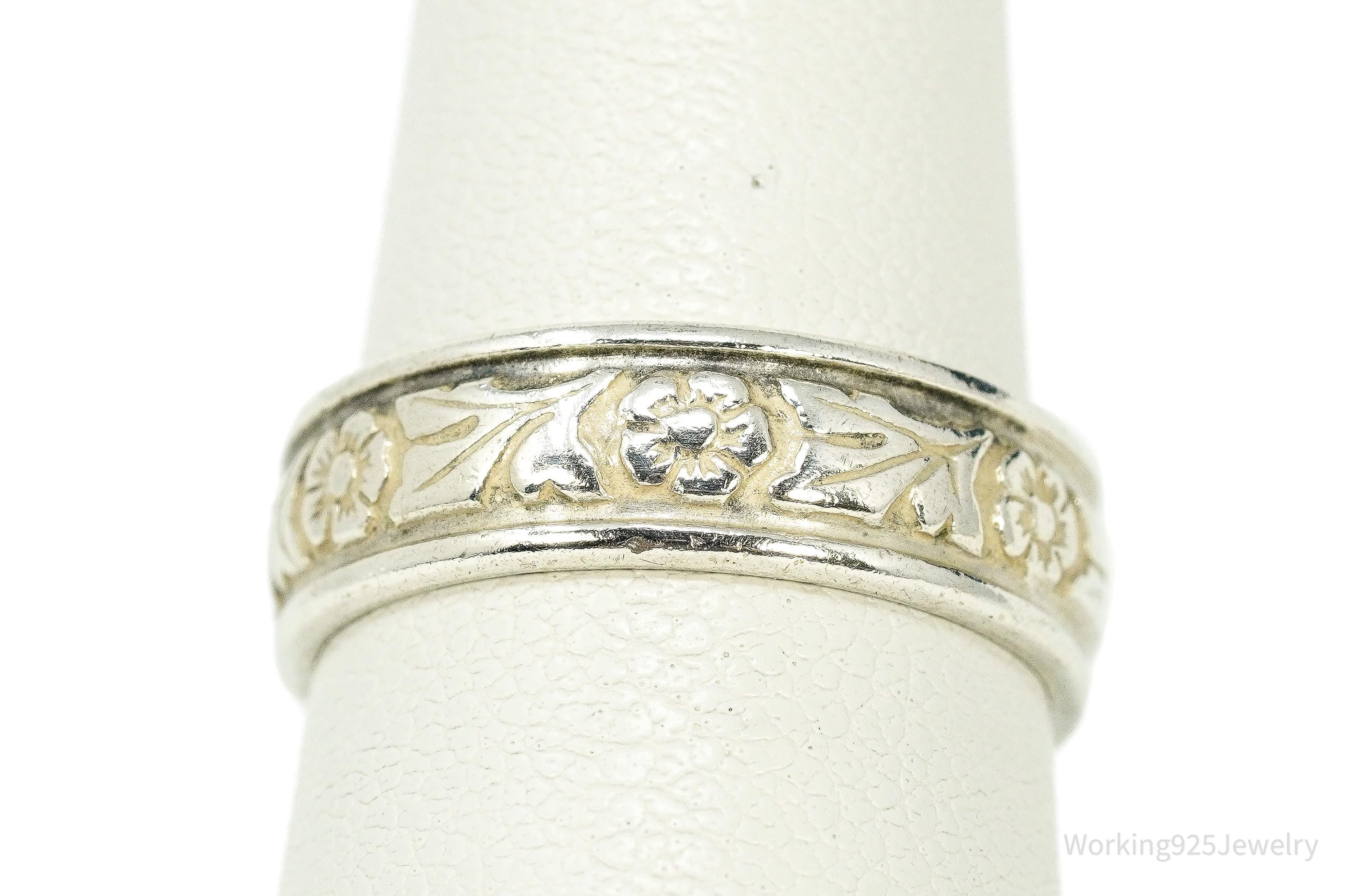 Vintage Designer WM Co Floral Motif Sterling Silver Band Ring - Size 6.25