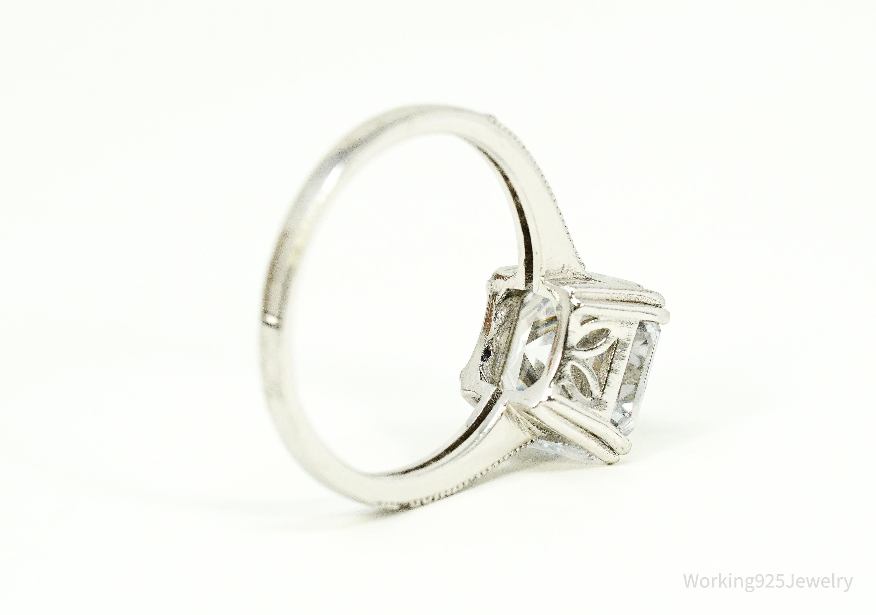 Vintage Cubic Zirconia Sterling Silver Ring Size 6.25