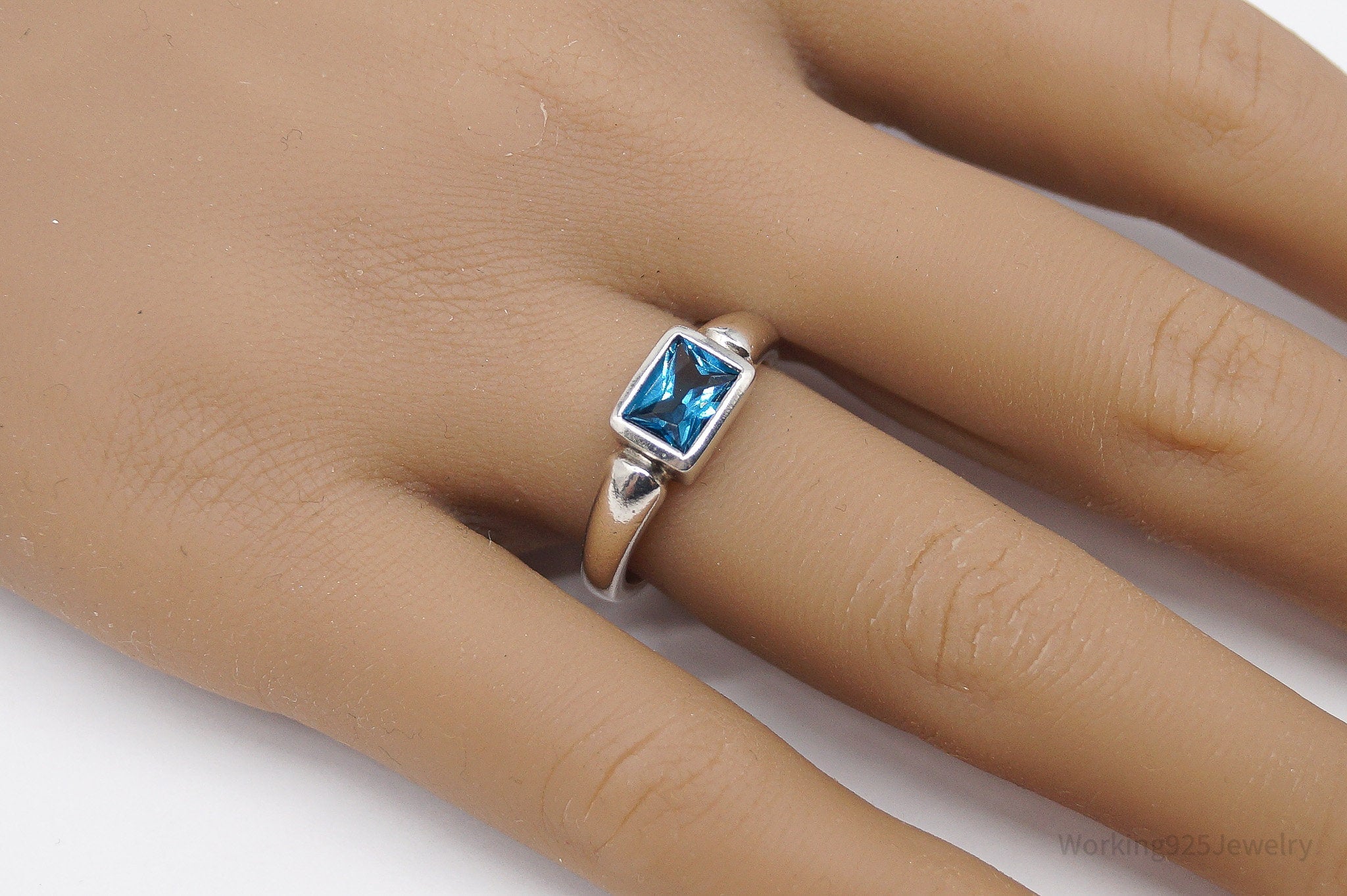 Vintage Blue Spinel Sterling Silver Ring - Size 7