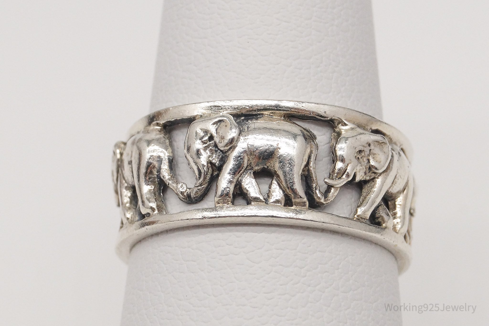 Vintage Elephants Good Luck Sterling Silver Band Ring - Size 7.25