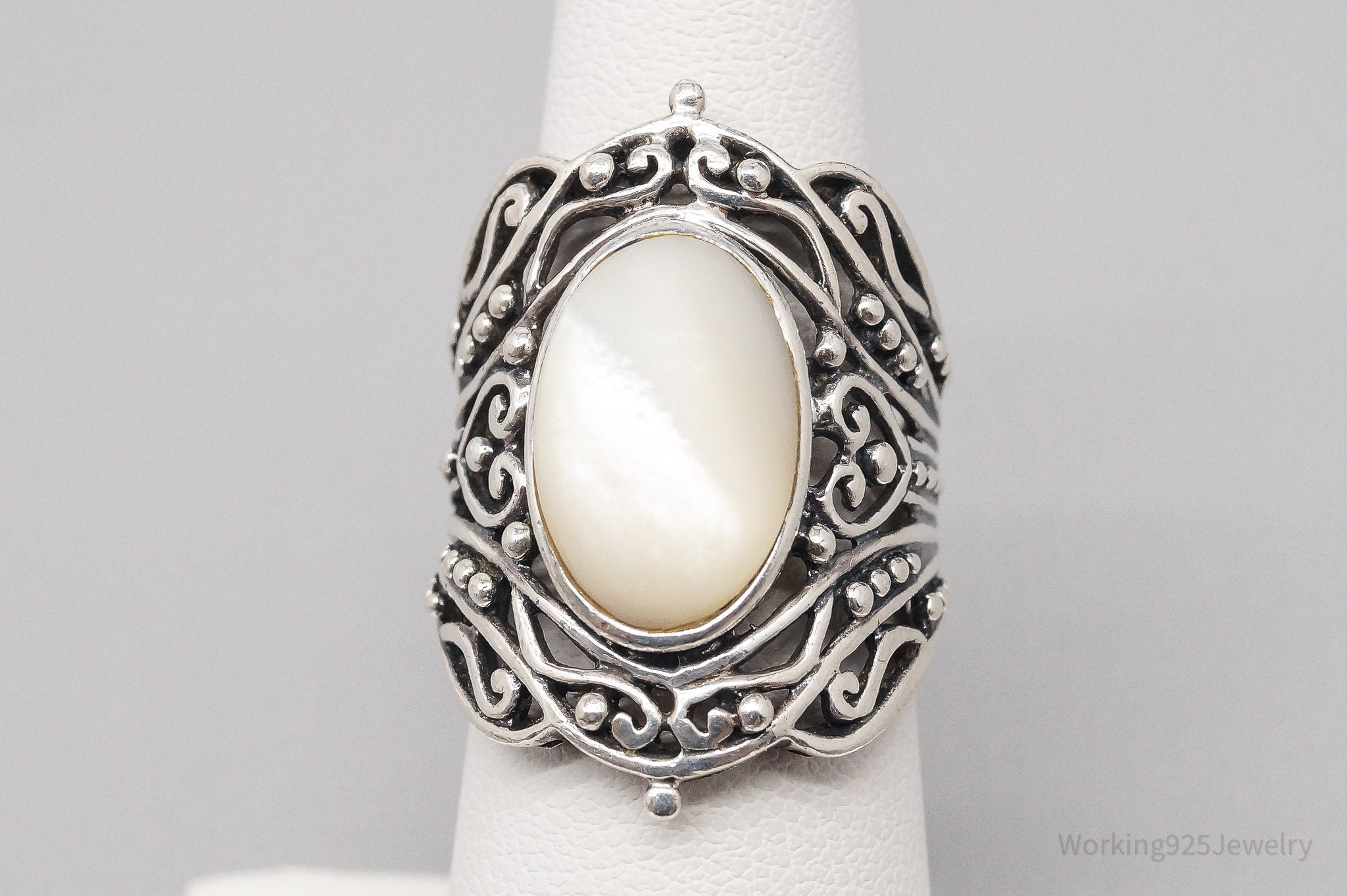 Vintage Designer CFJ Mother Of Pearl Sterling Silver Ring Size 6