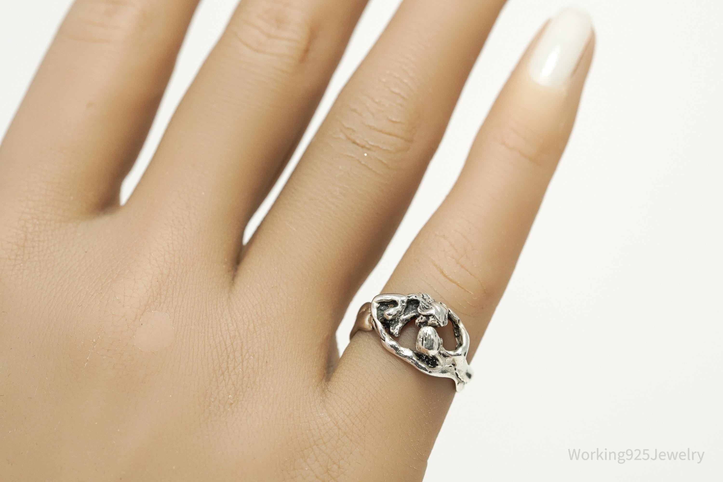 Vintage Kissing Couple Lovers Sterling Silver Ring - Size 5.25