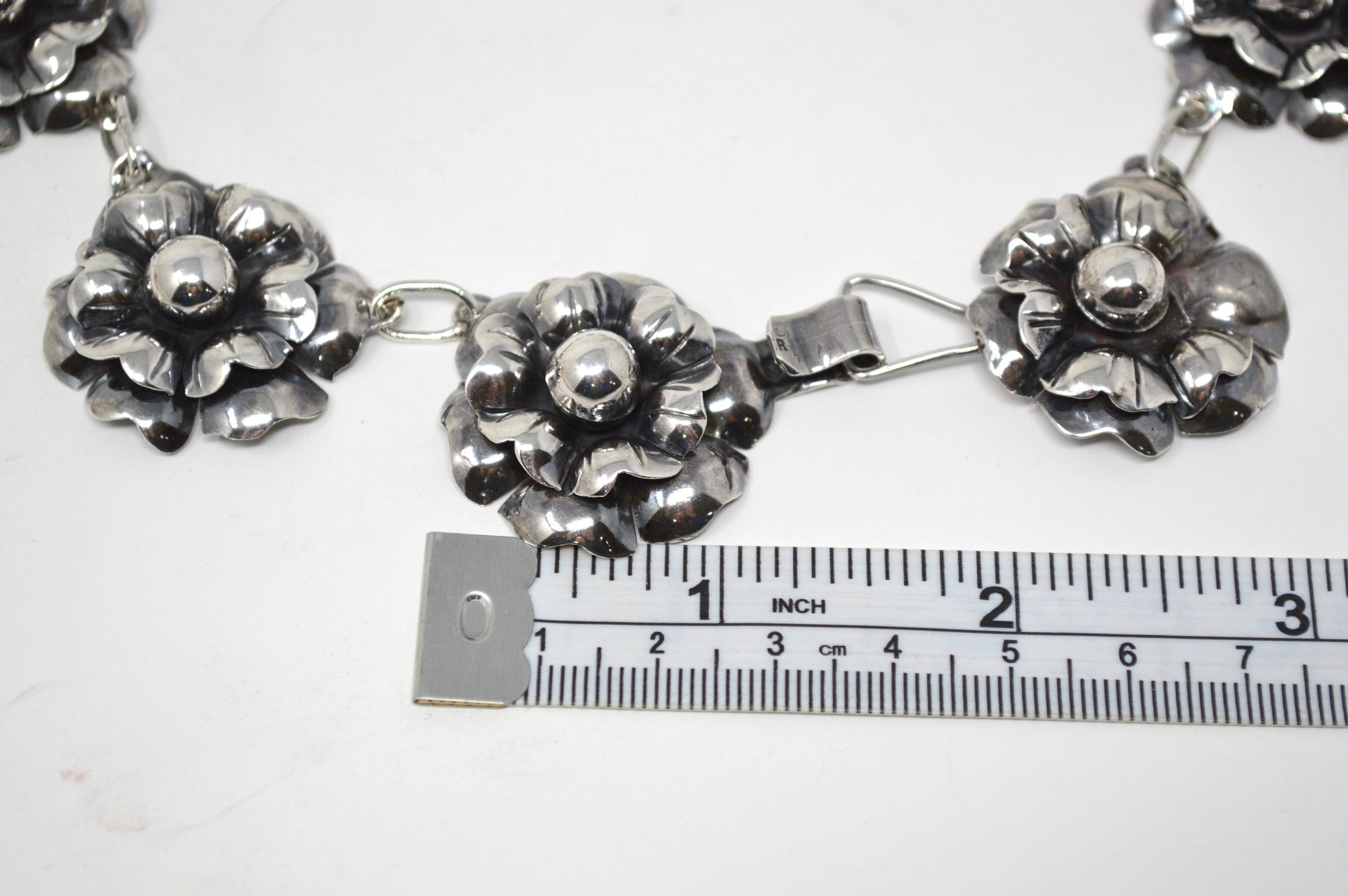 Vintage Mexico Sterling Silver Artisan 3D Oxidized Flower Motif Necklace 16 Inch