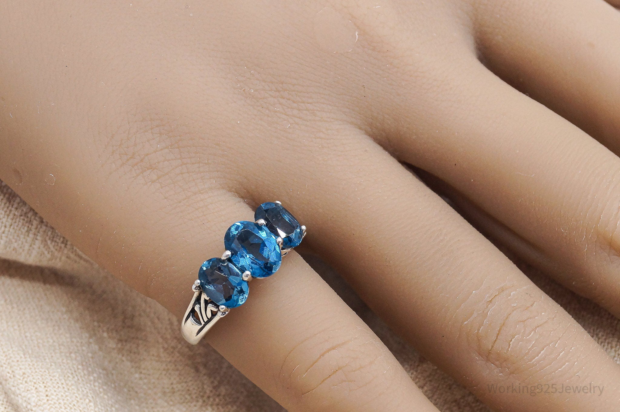 Vintage London Blue Topaz Sterling Silver Ring - Size 6