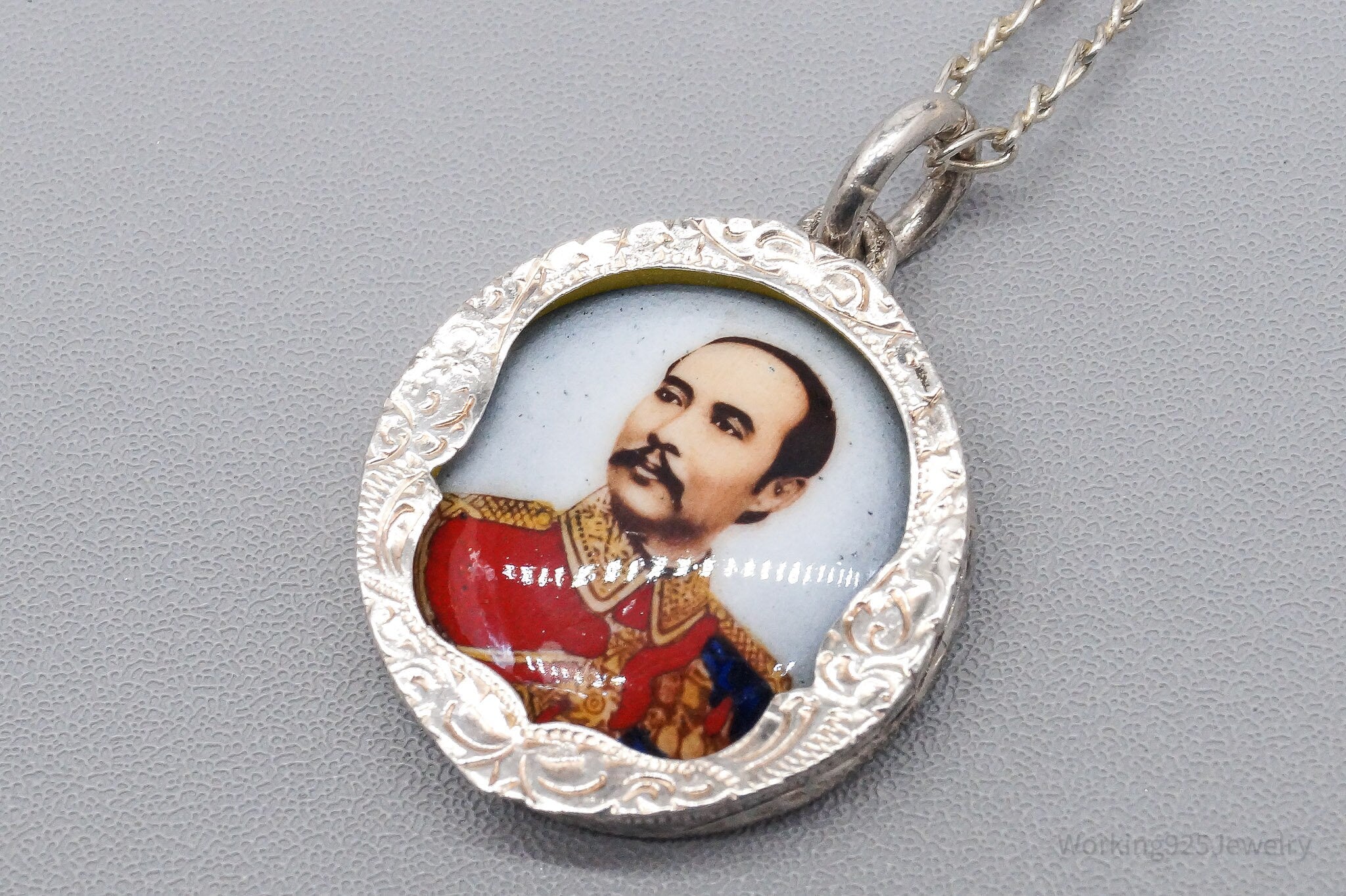 Vintage King Rama V King Of Siam Portrait Sterling Silver Necklace 18"