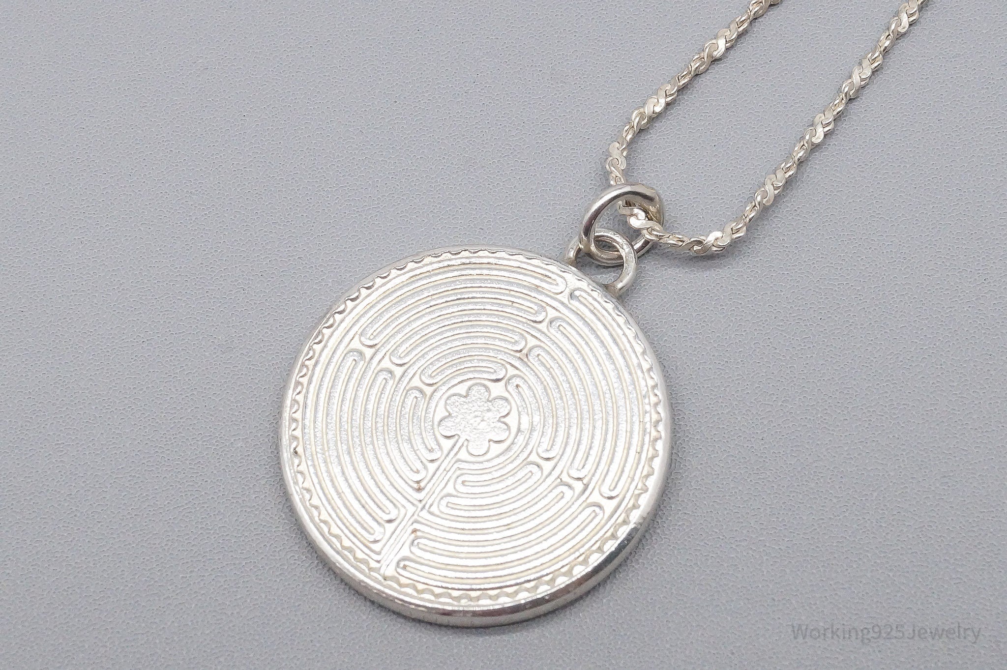 Vintage Leo Sign .999 Fine Silver Pendant Sterling Silver Chain Necklace 30"