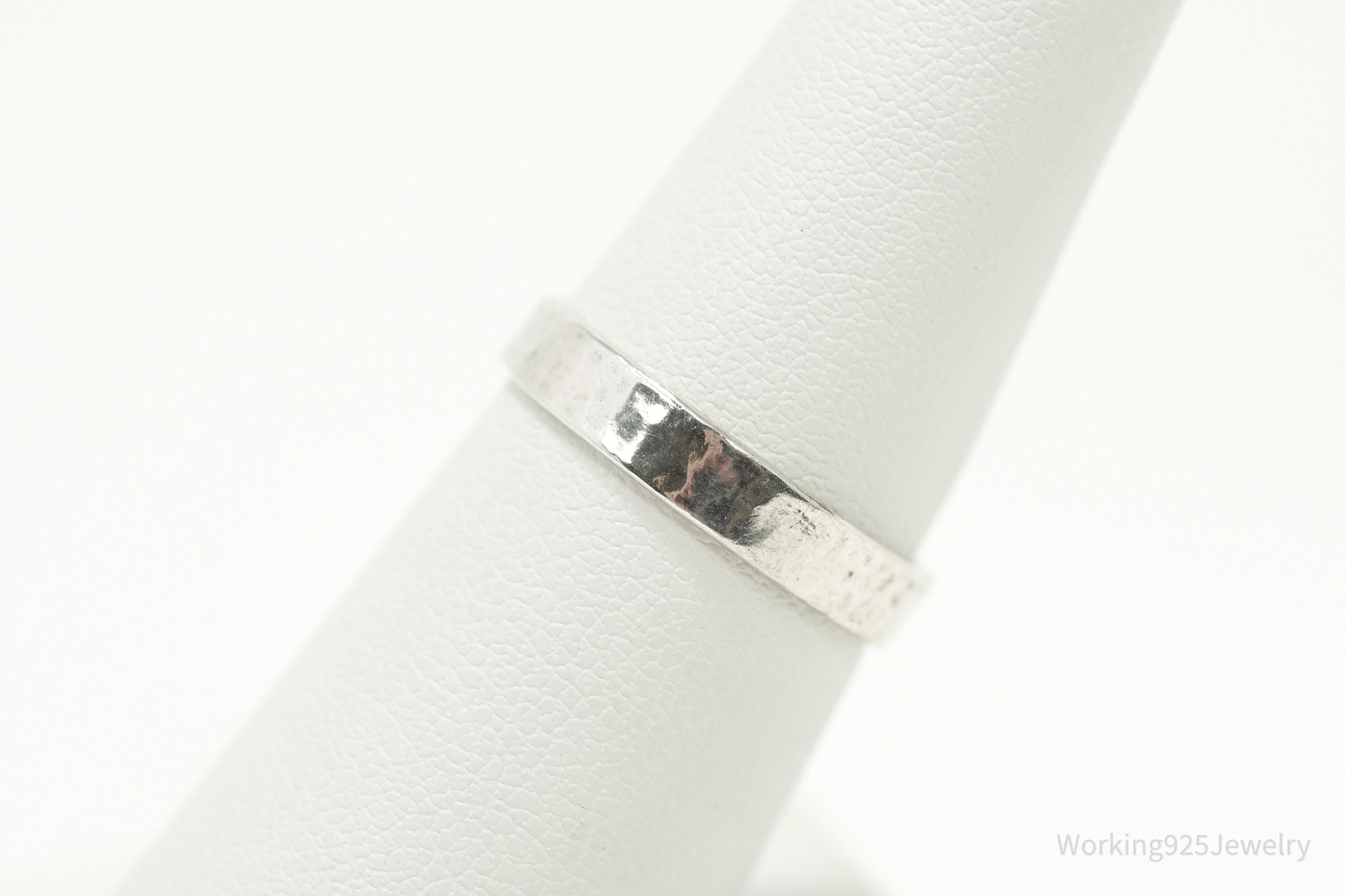 Vintage Silpada Retired Hammered Style Sterling Silver Band Ring - Size 7.25