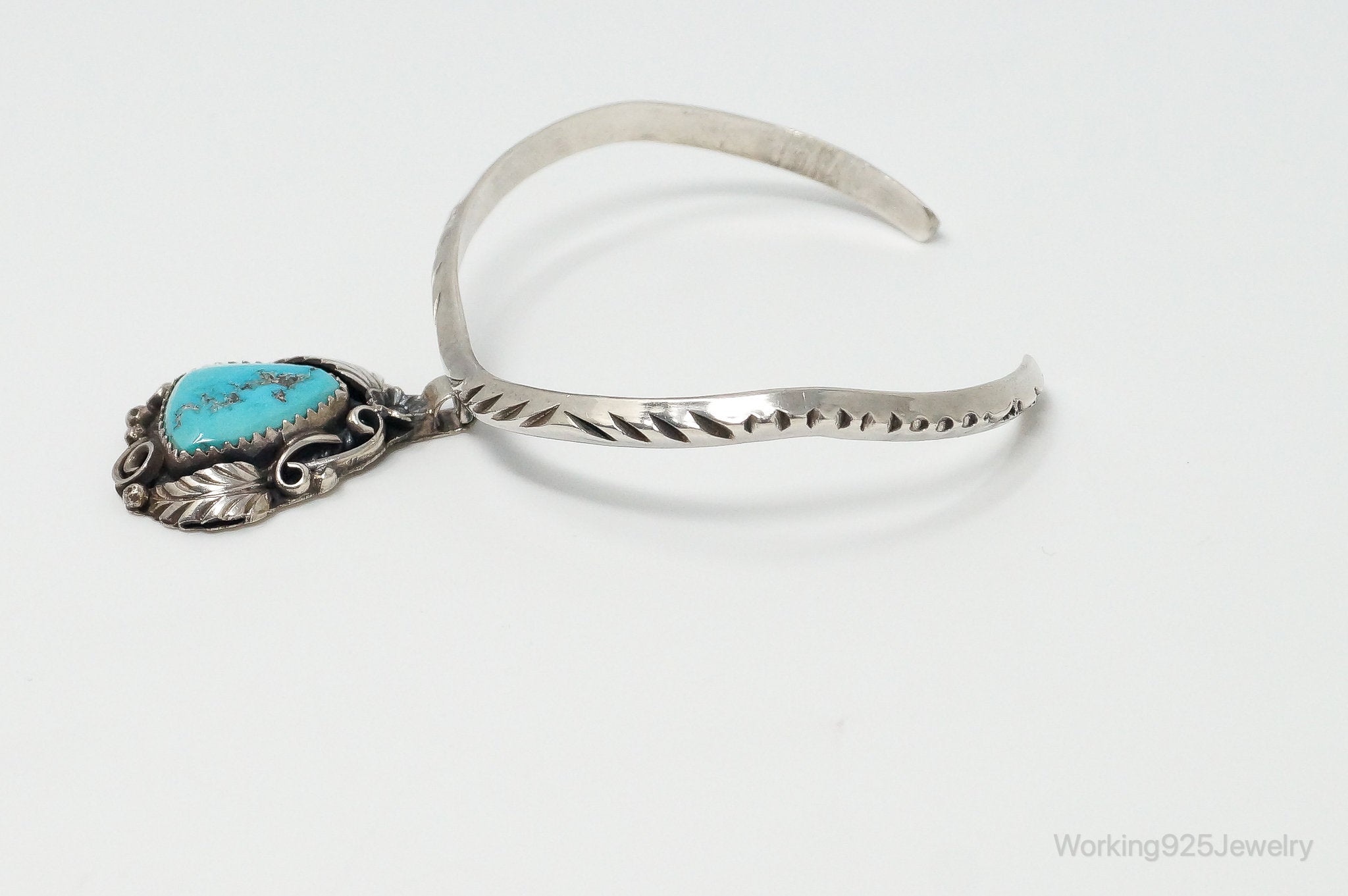 Vintage Native American Turquoise Sterling Silver Bracelet