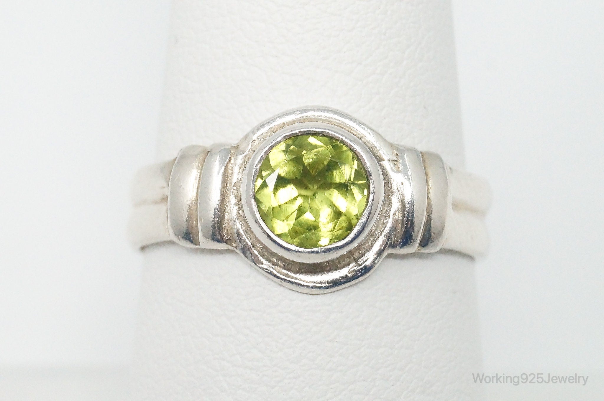 Vintage Peridot Sterling Silver Ring - Size 8.75