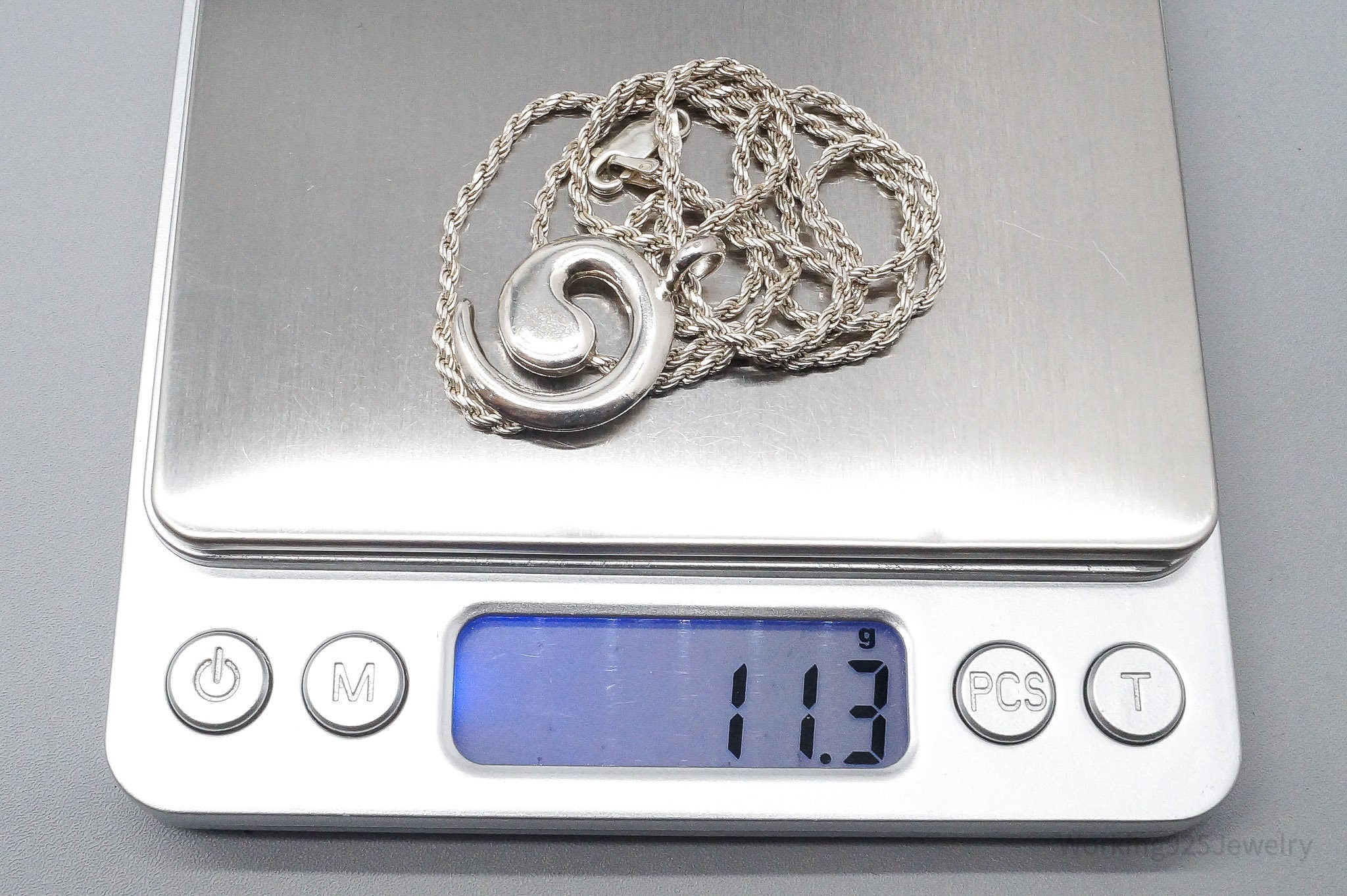 Vintage Native America Spiral Sterling Silver Necklace 24"