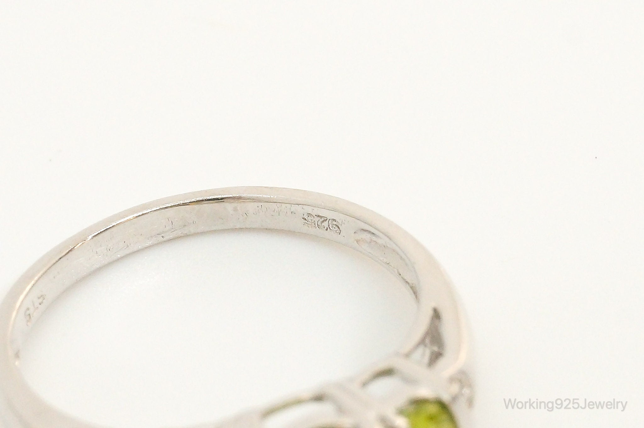 Vintage Peridot Cubic Zirconia Sterling Silver Ring - Size 9