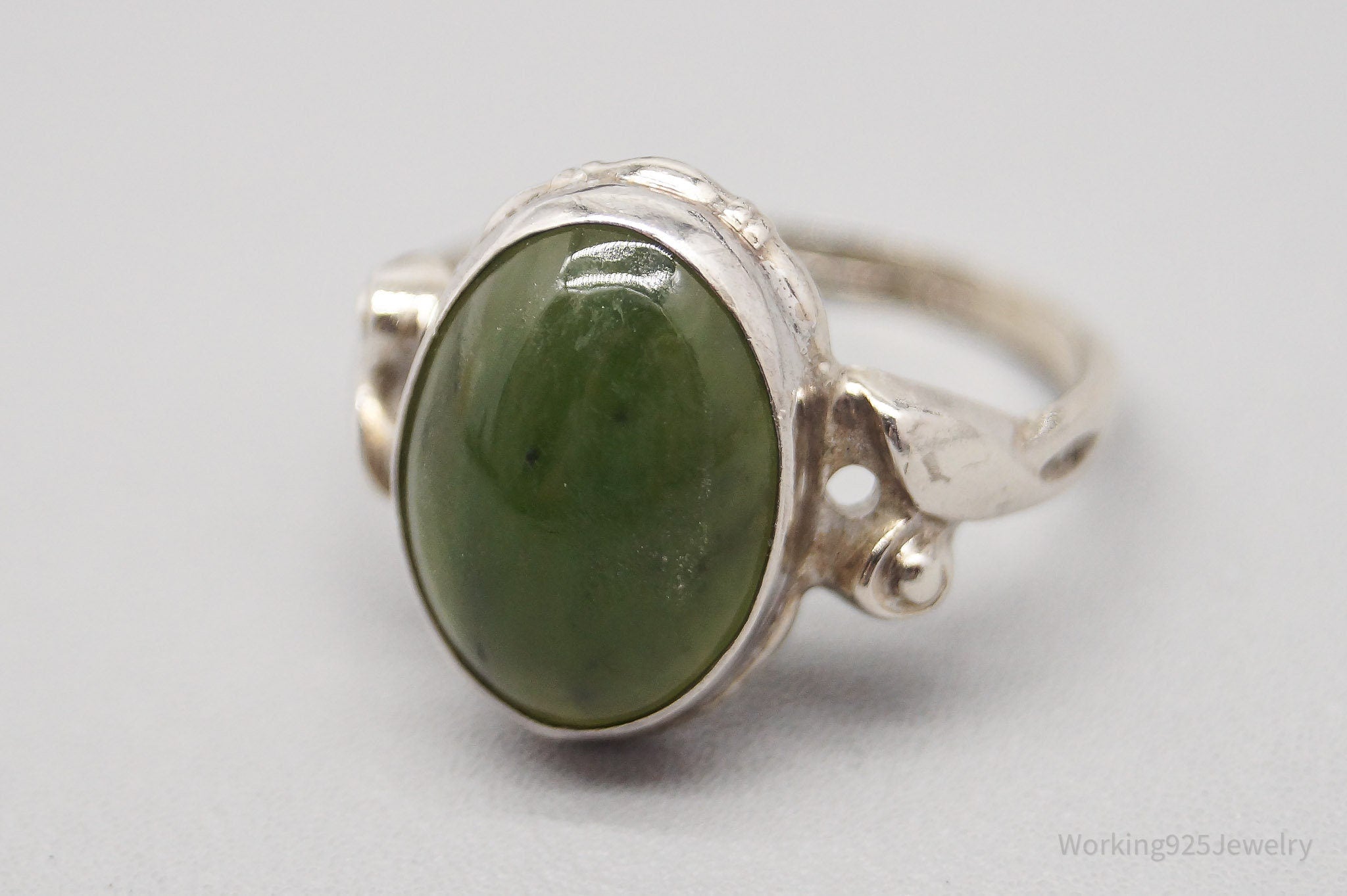 Antique Designer Clark & Coombs Nephrite Jade Sterling Silver Ring - Size 7.75