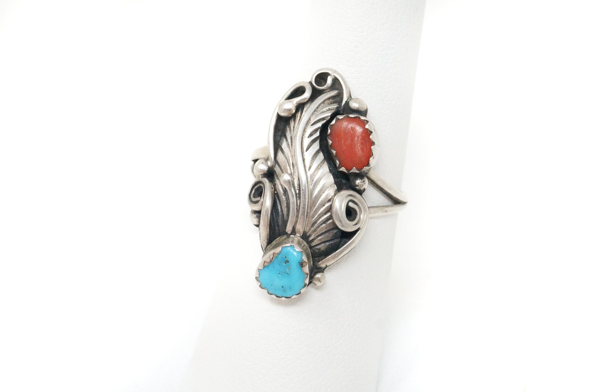 Vintage Handmade Native Turquoise Coral Feather Sterling Silver Ring Size 6.5