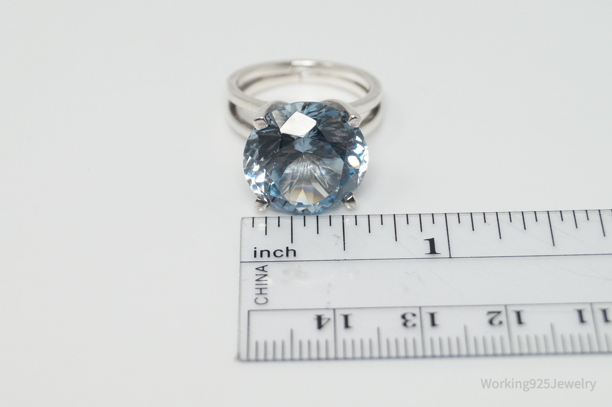 Vintage Large Steel Blue Cubic Zirconia Sterling Silver Cocktail Ring - Sz 7