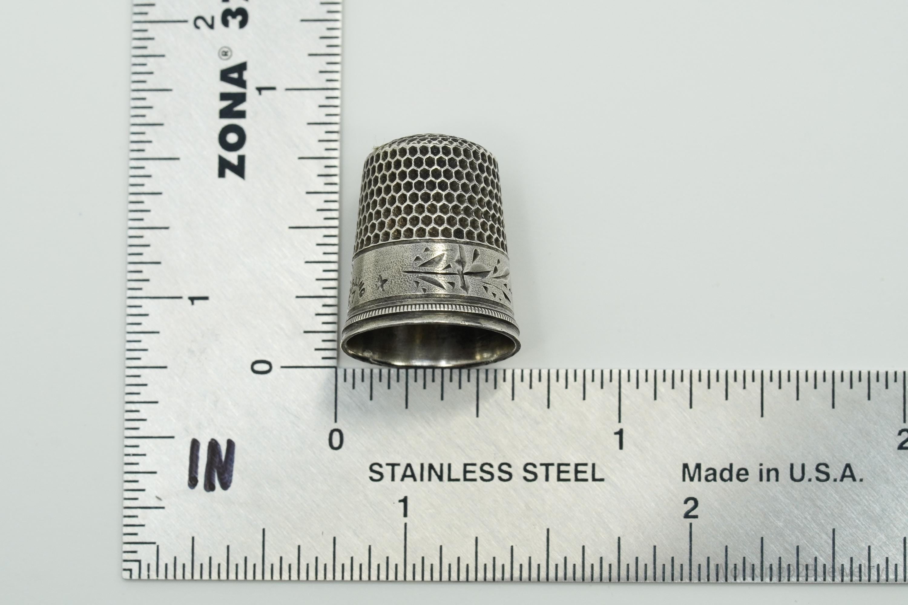 Antique Dome Sterling Silver Thimble Size 7