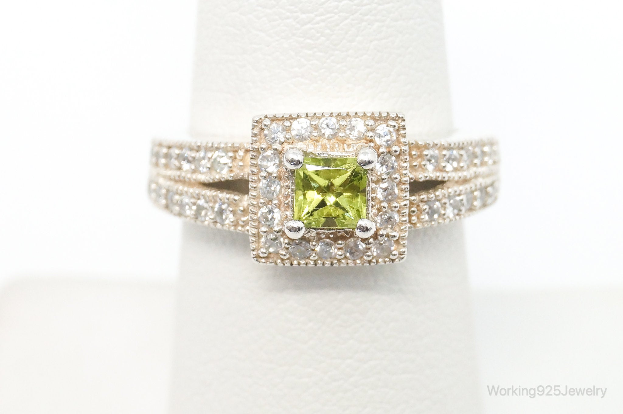 Vintage Peridot Cubic Zirconia Sterling Silver Ring - Size 6.75