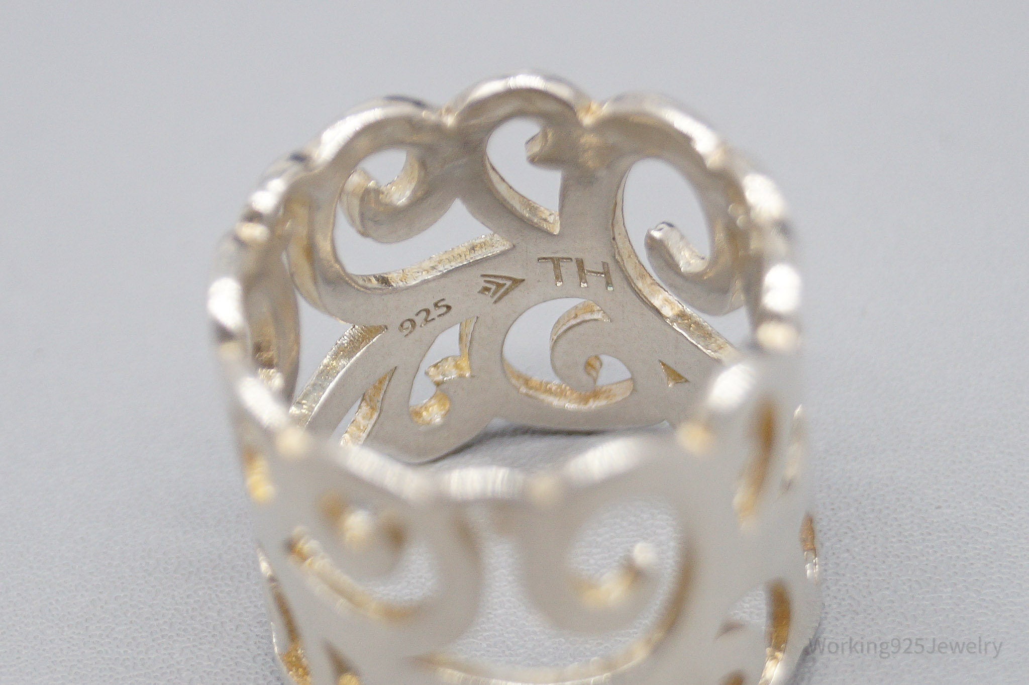 Vintage Designer Silpada Retired "Eden" Sterling Silver Ring - Size 7.75