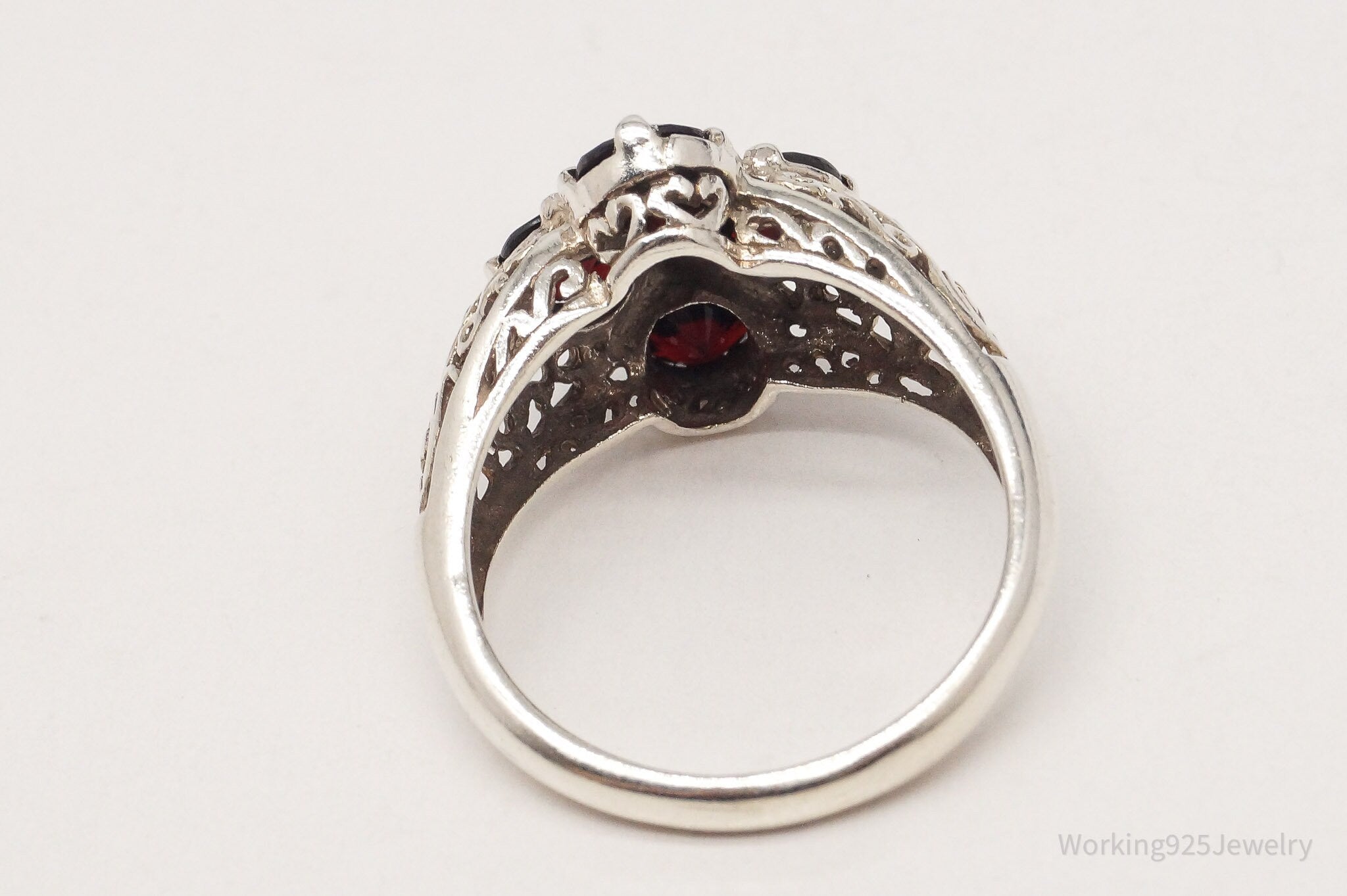 Vintage Garnet Filigree Sterling Silver Ring - Size 8.75