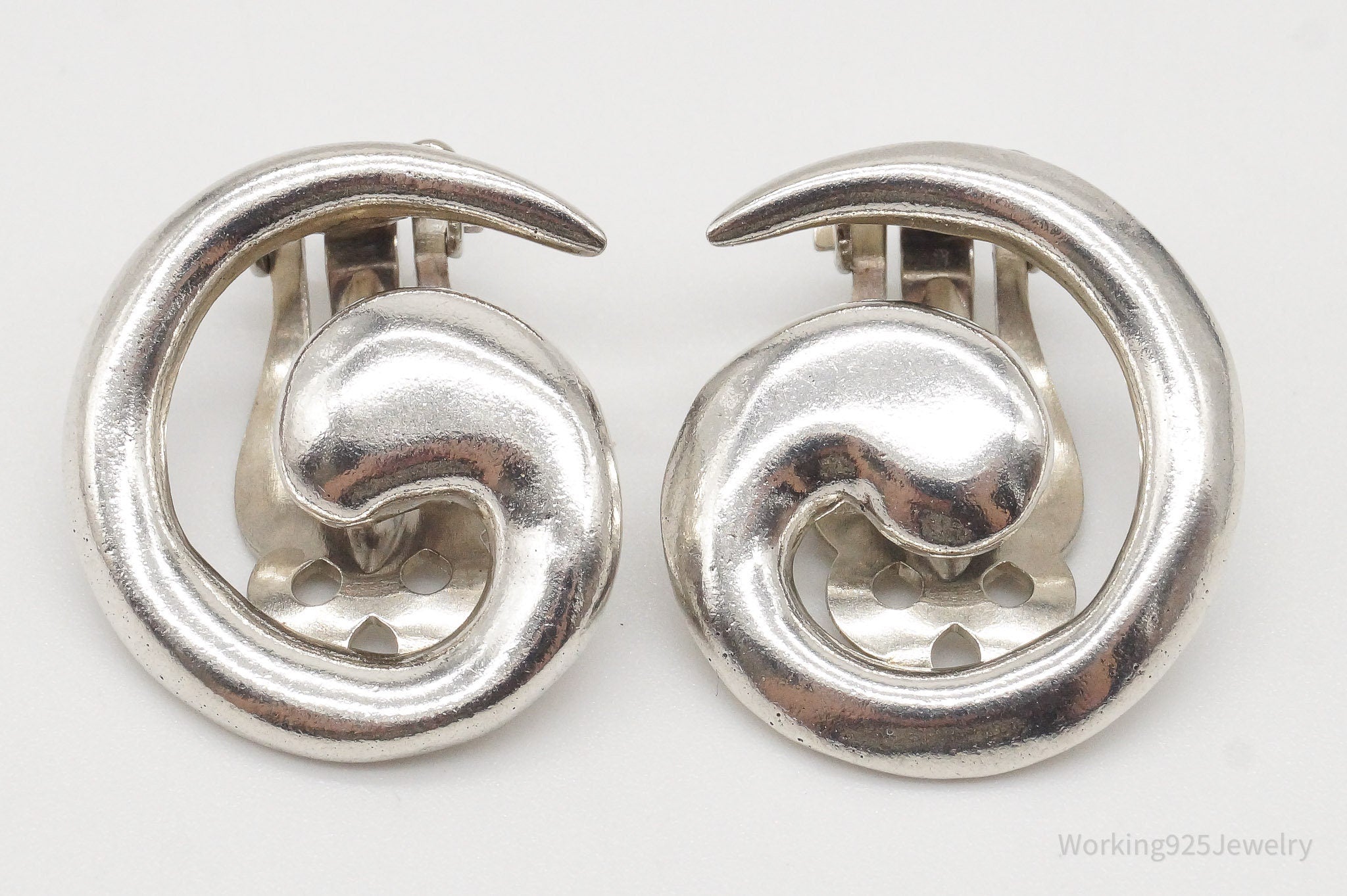 Vintage Native American LM Spiral Sterling Silver Clip On Earrings