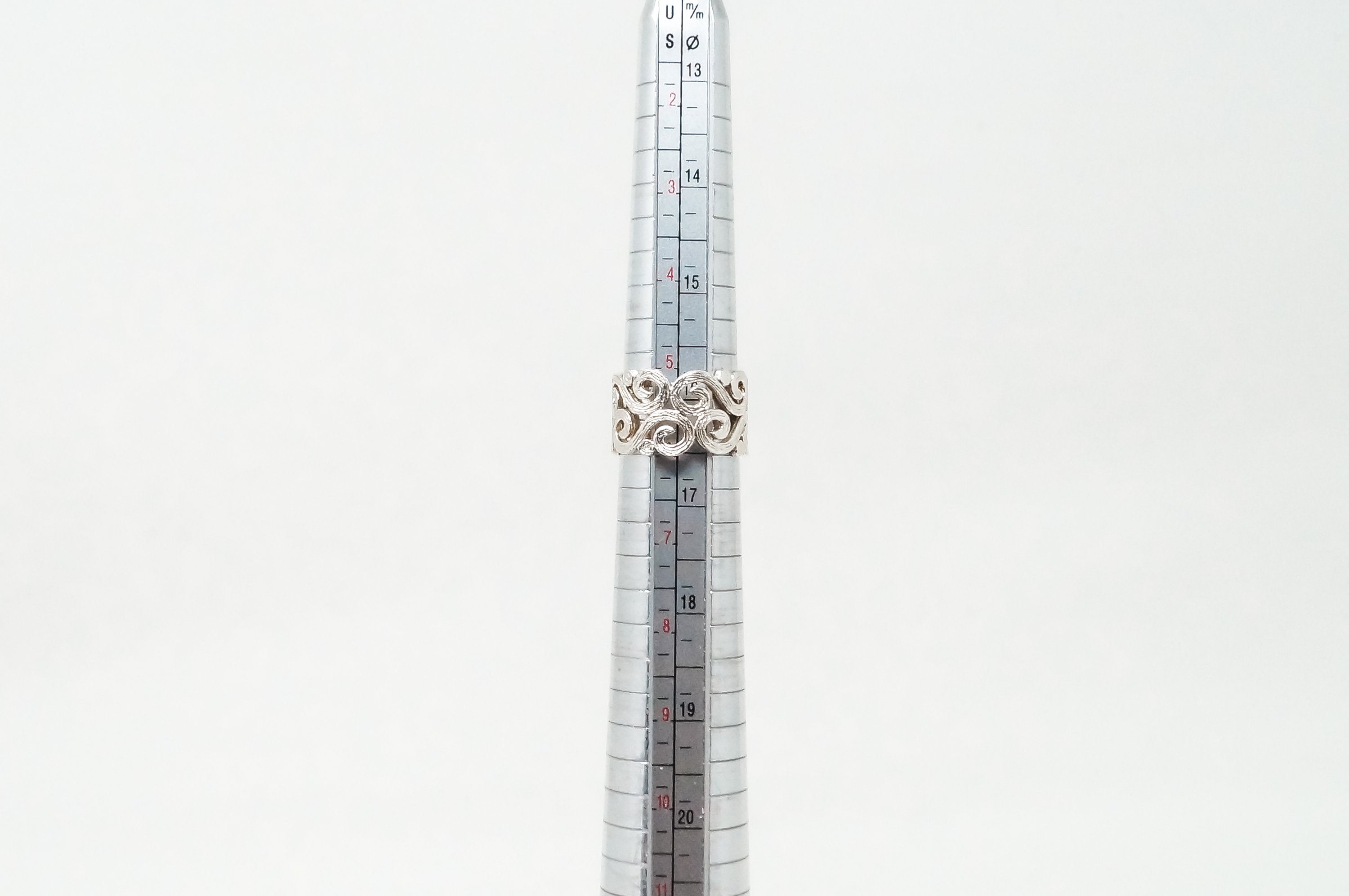 Vintage Purple Amethyst Cut Out Scroll Sterling Silver Ring - Sz 6 - 784661124