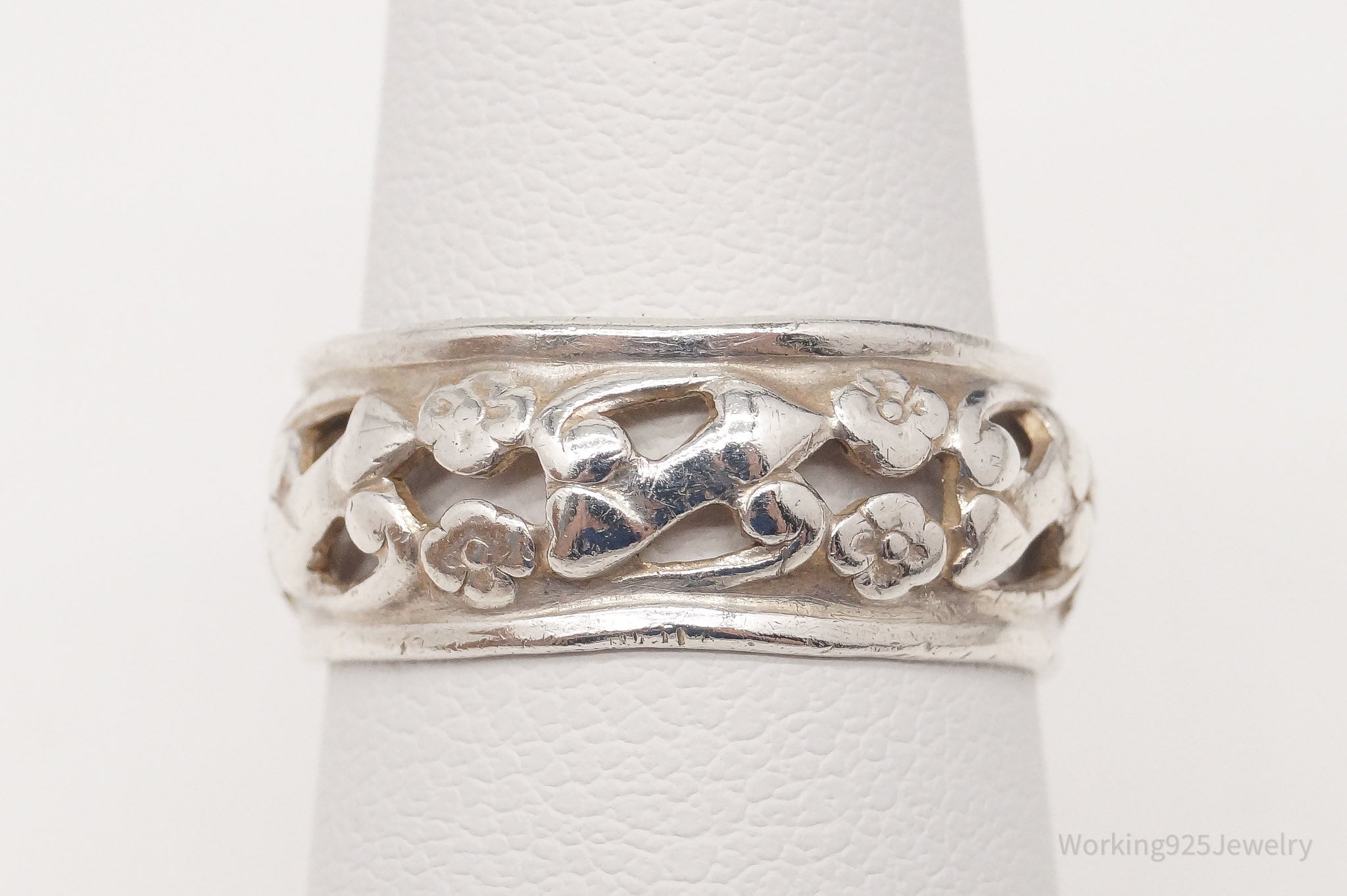 Antique Art Nouveau Floral Pattern Silver Band Ring - Size 6