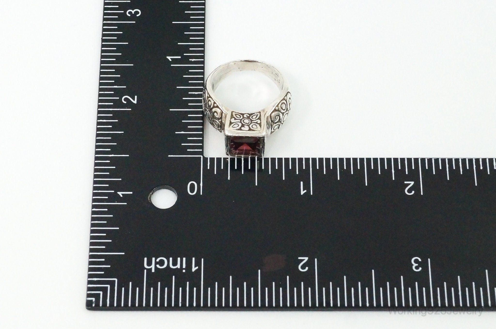 Vintage Garnet Sterling Silver Ring - Size 6